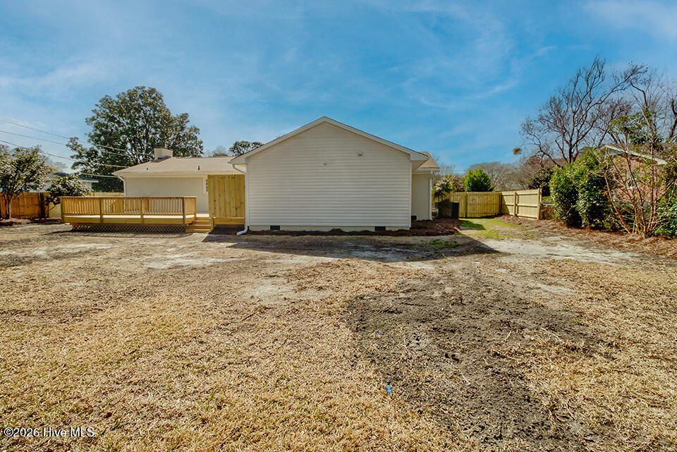 100558677 | Photo 14