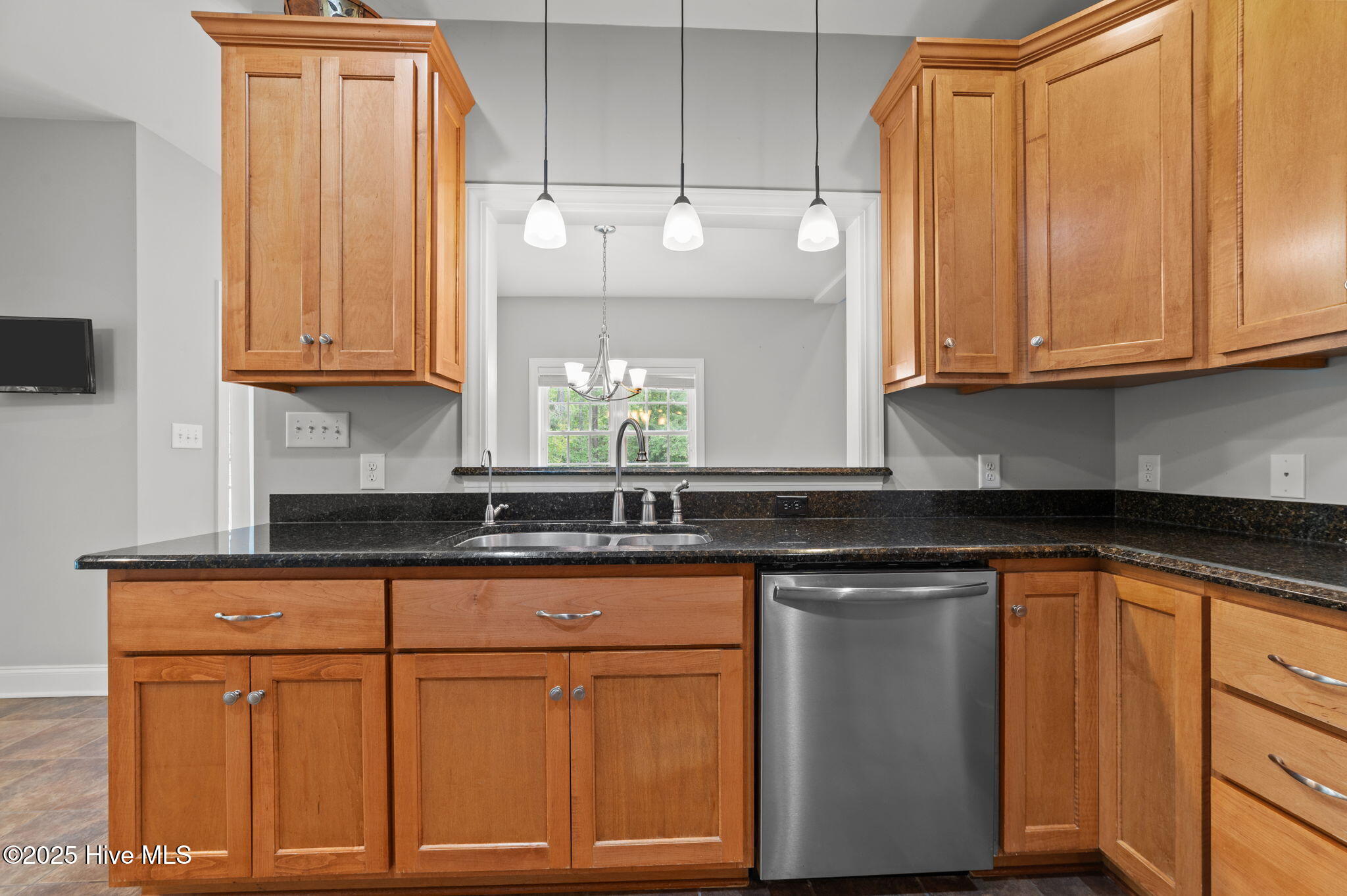 100 Greenbriar Lane, Washington, NC, 27889