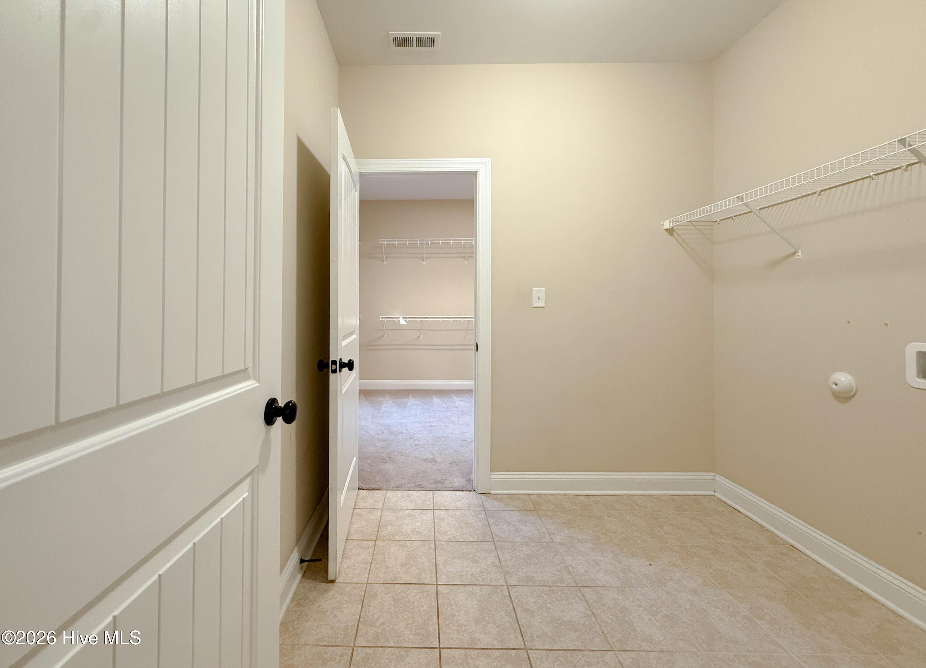 100550351 | Photo 50