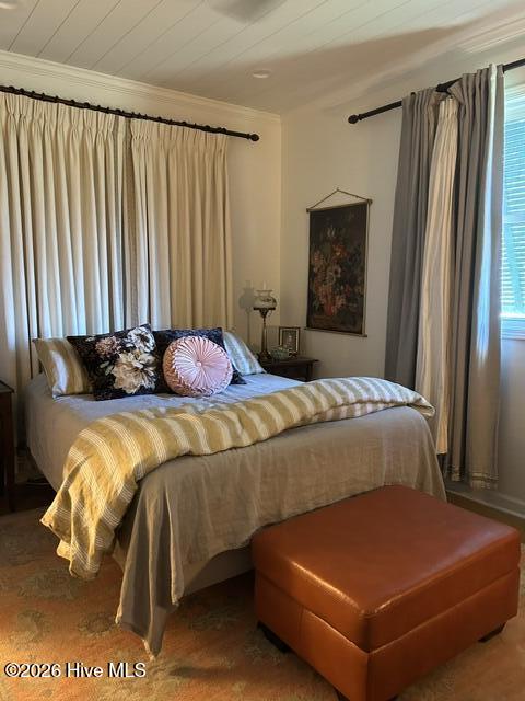 2401 Arendell 