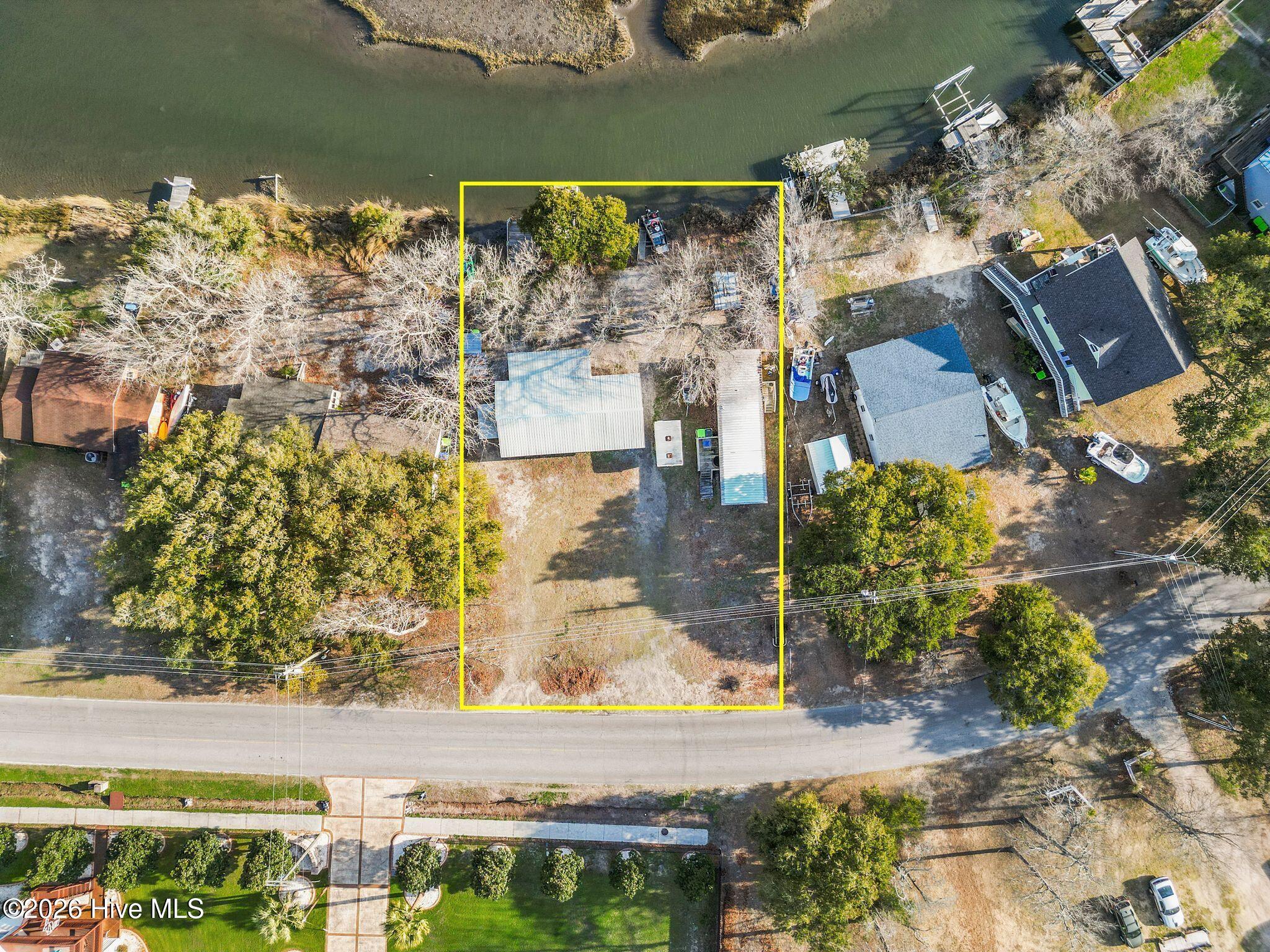 100560108 | Photo 37