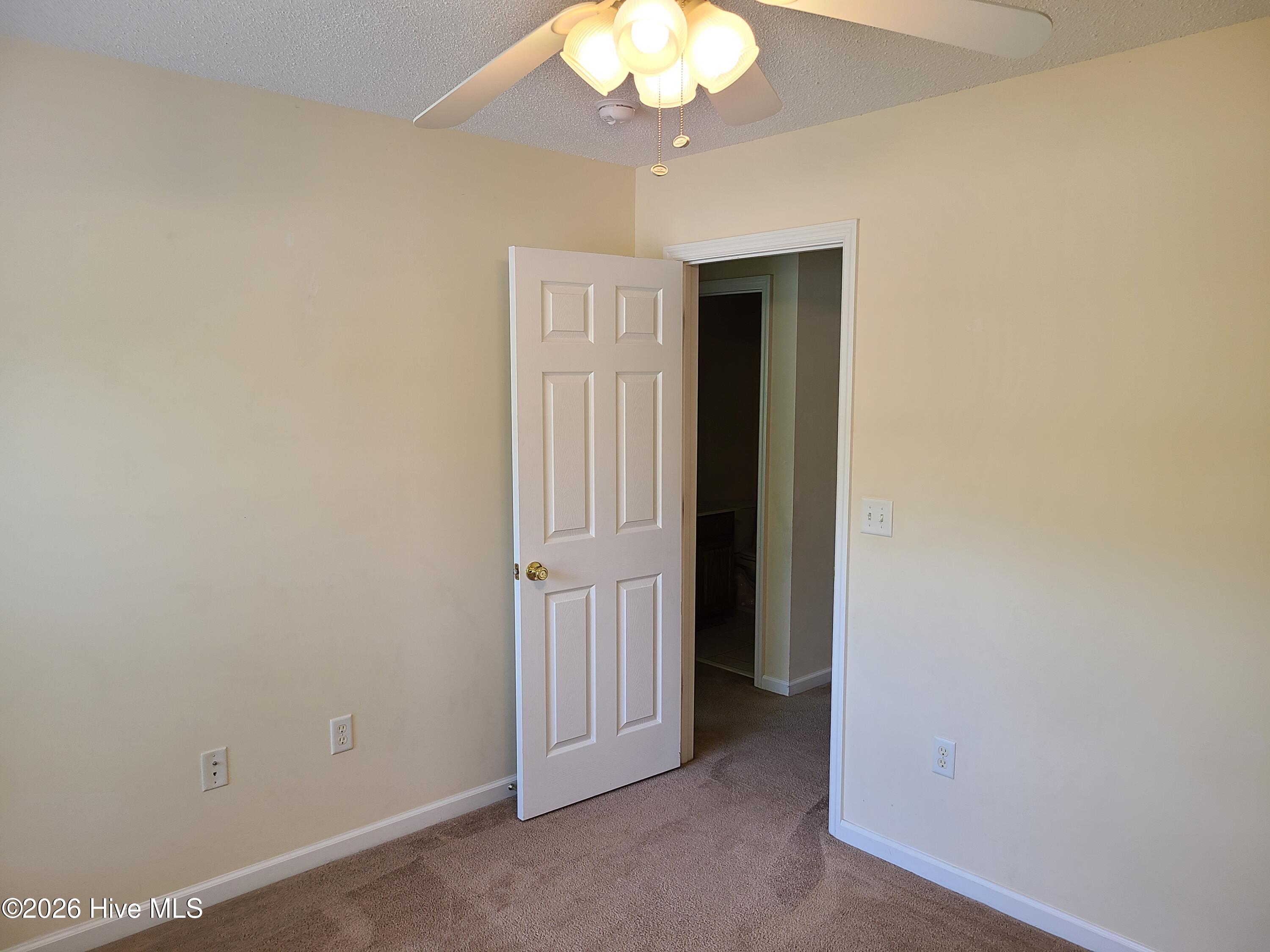 100548232 | Photo 17