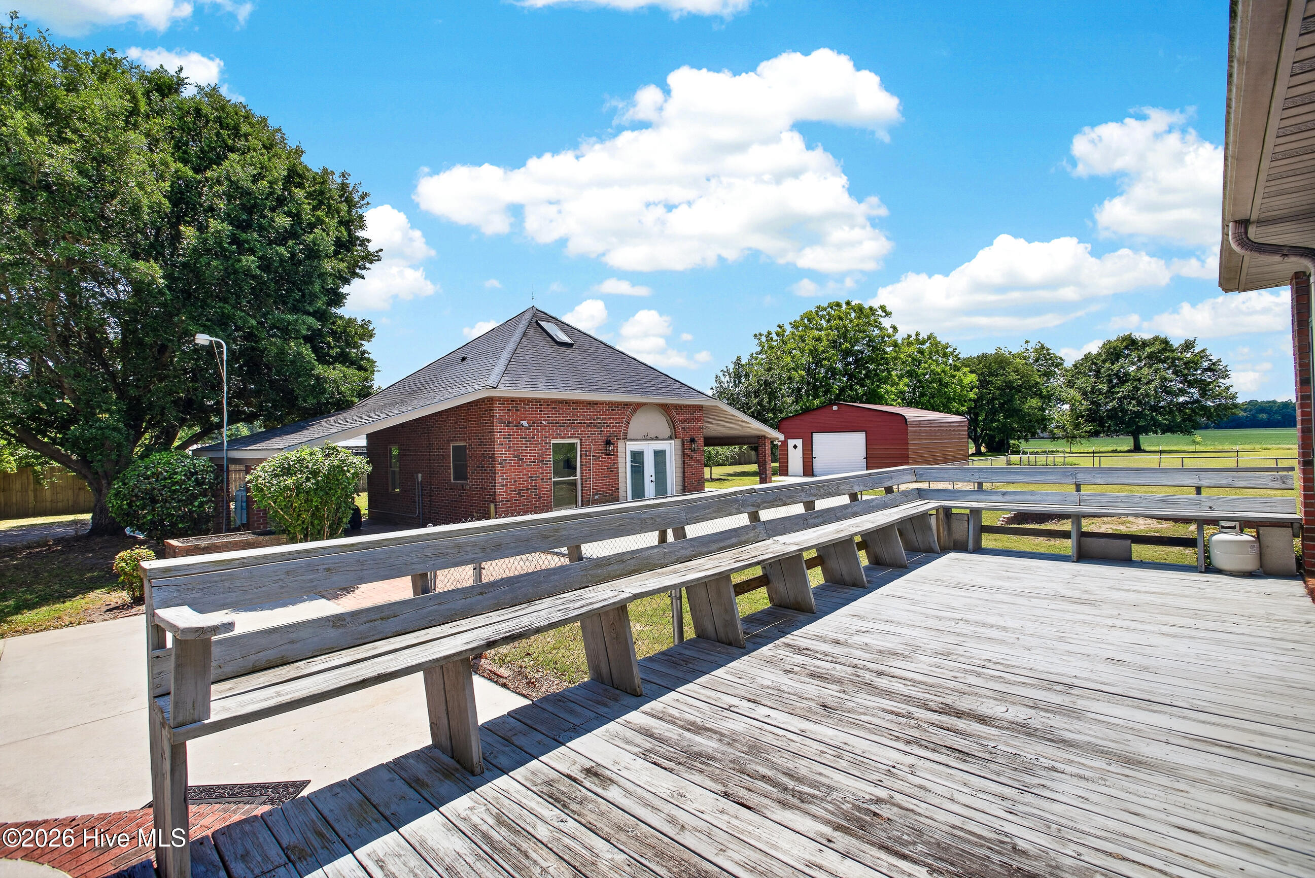 2732 White Oak River Road,Maysville