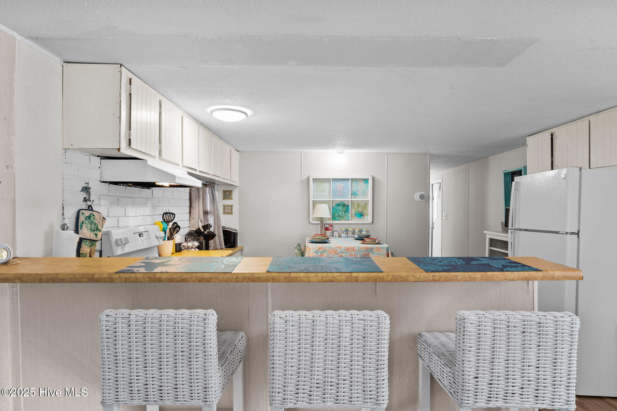 100544898 | Photo 49