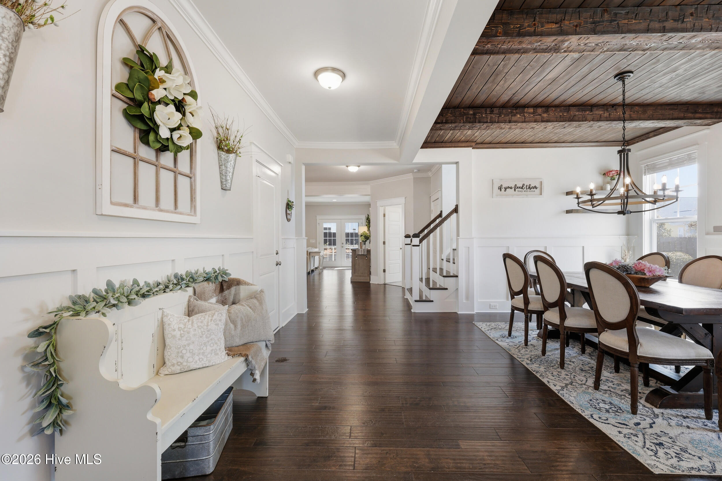 100561471 | Photo 14