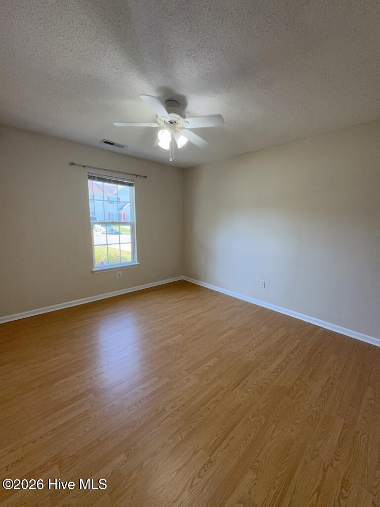 100567334 | Photo 14