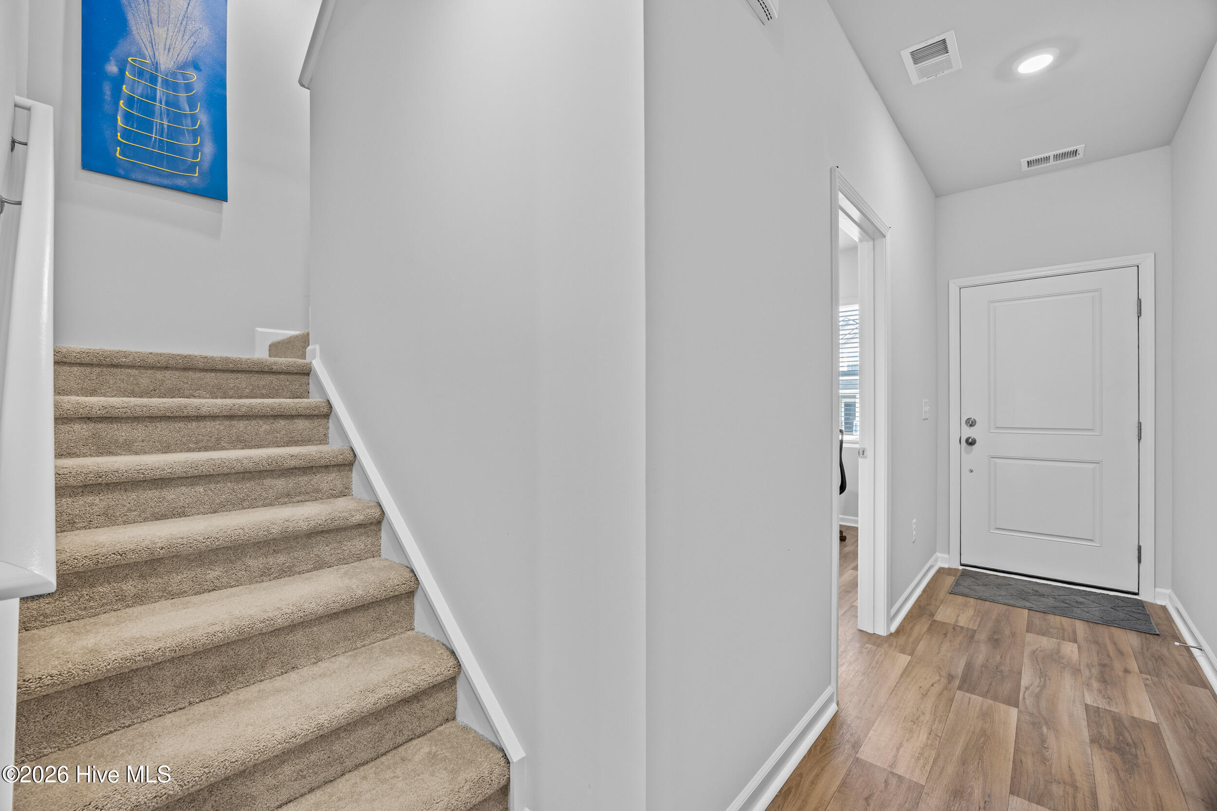 100554337 | Photo 10