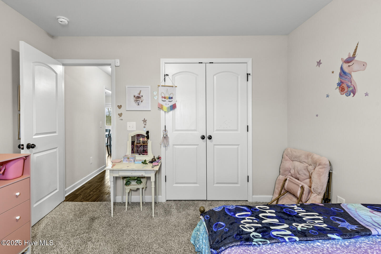 100558057 | Photo 19