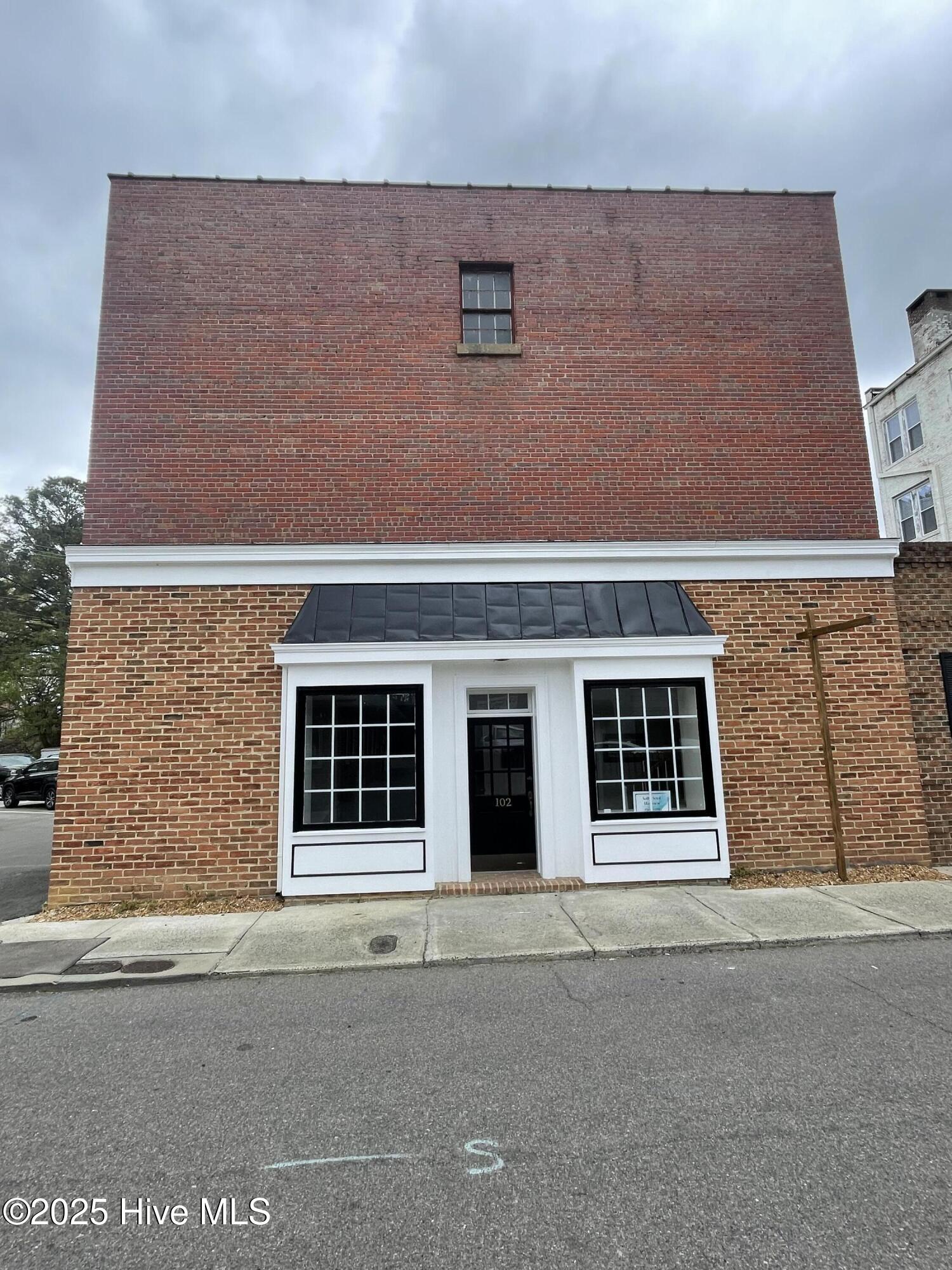 102 W Eden Street, Edenton, NC, 27932