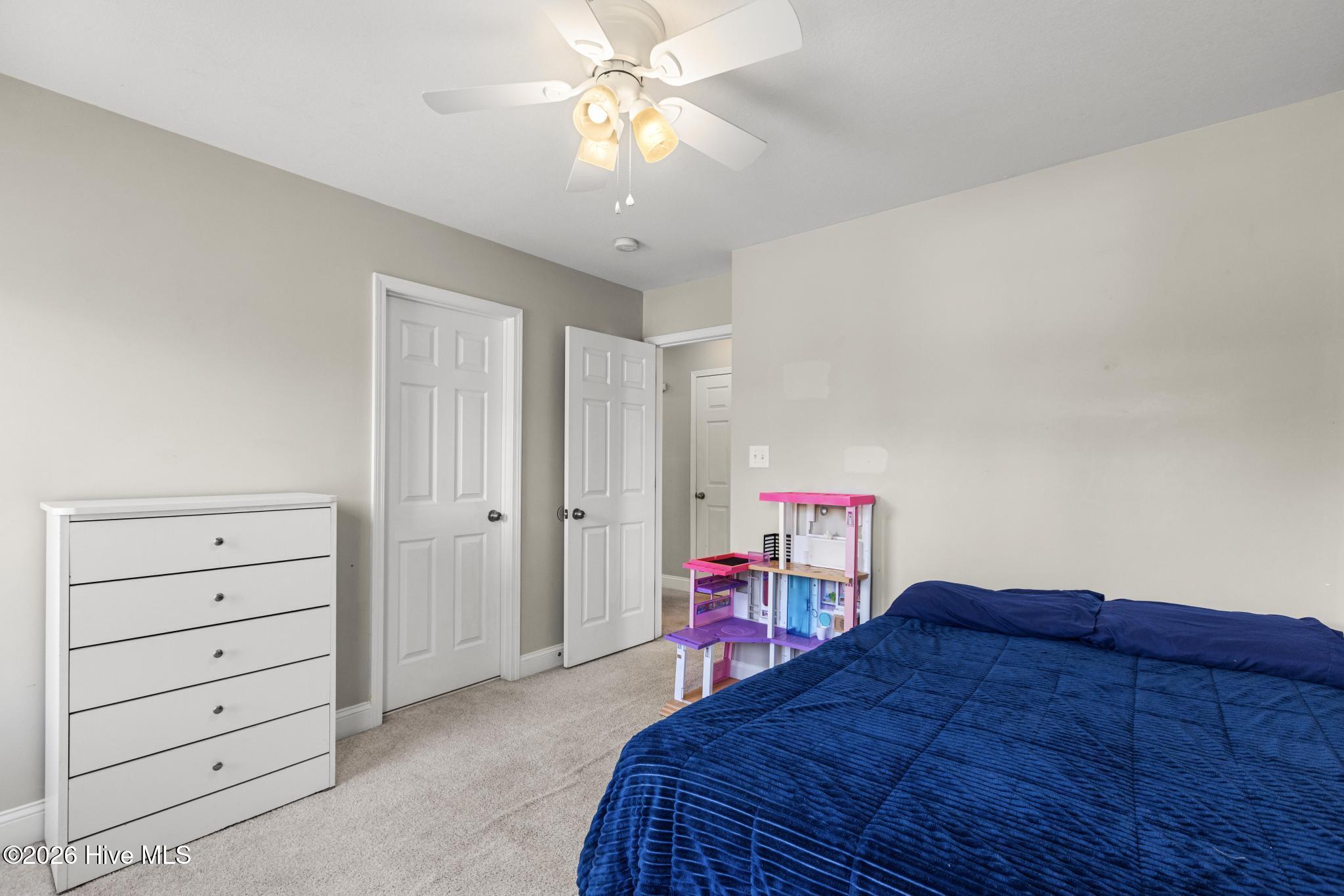 100566886 | Photo 29