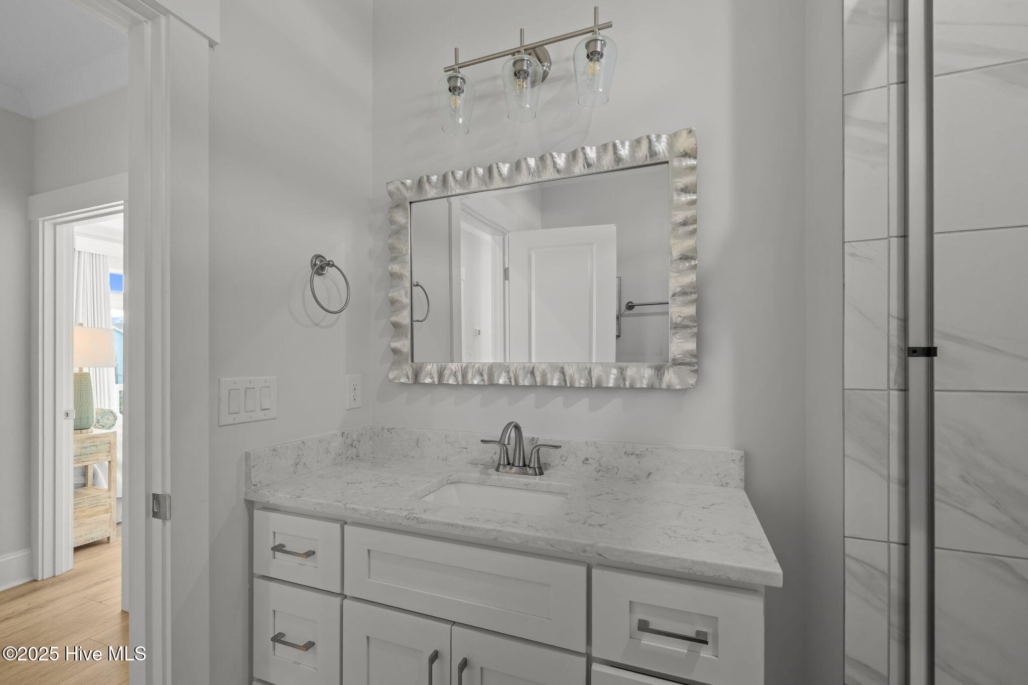 100544208 | Photo 29