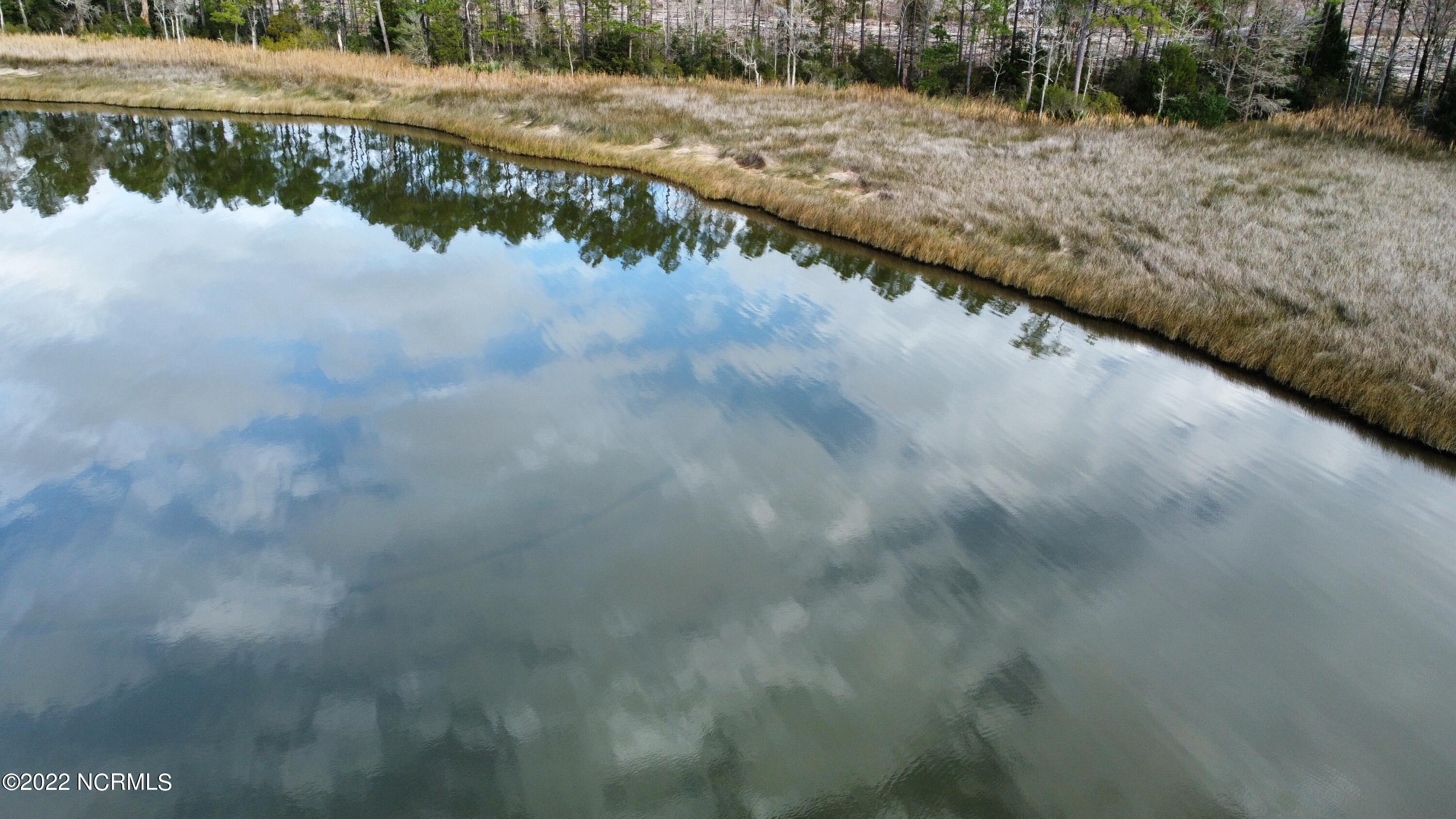 dji_fly_20221122_135020_88_1669216043054