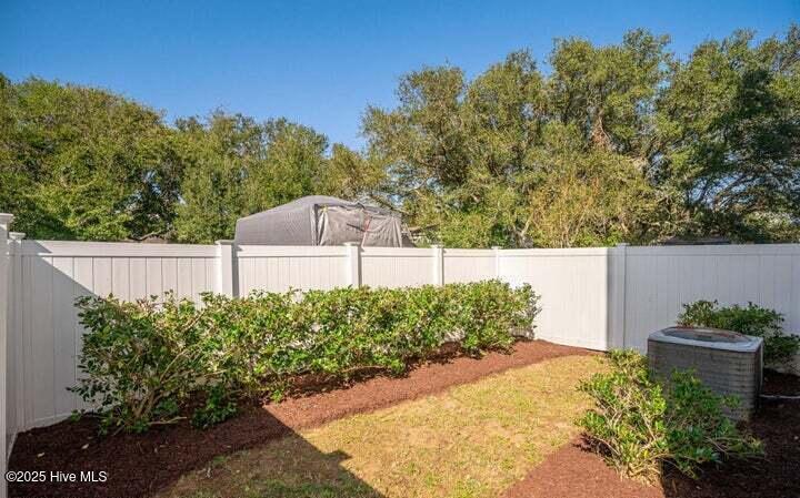 100537095 | Photo 55