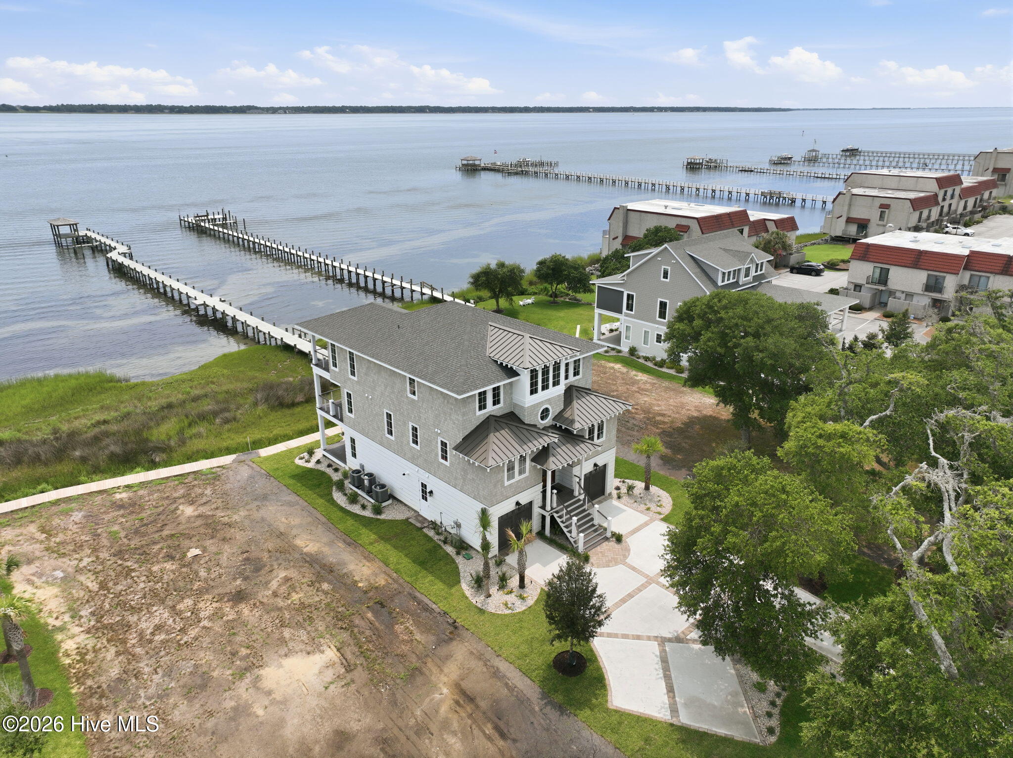 4741 S Shore Drive,Morehead City