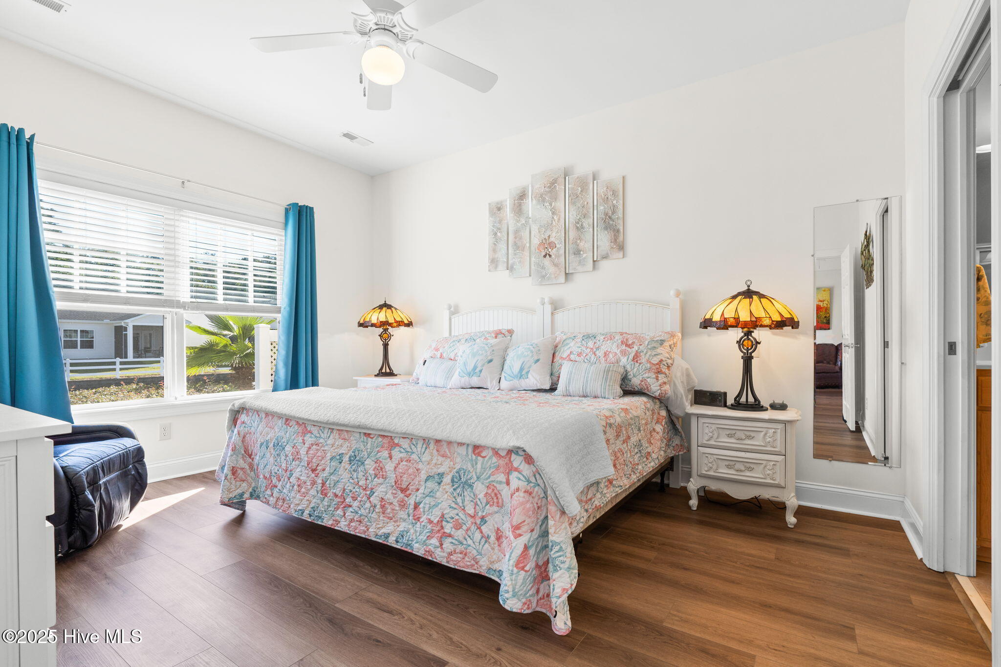 100536839 | Photo 14