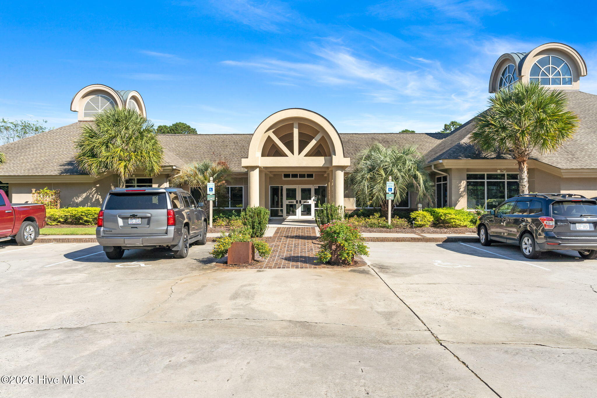 100559683 | Photo 71