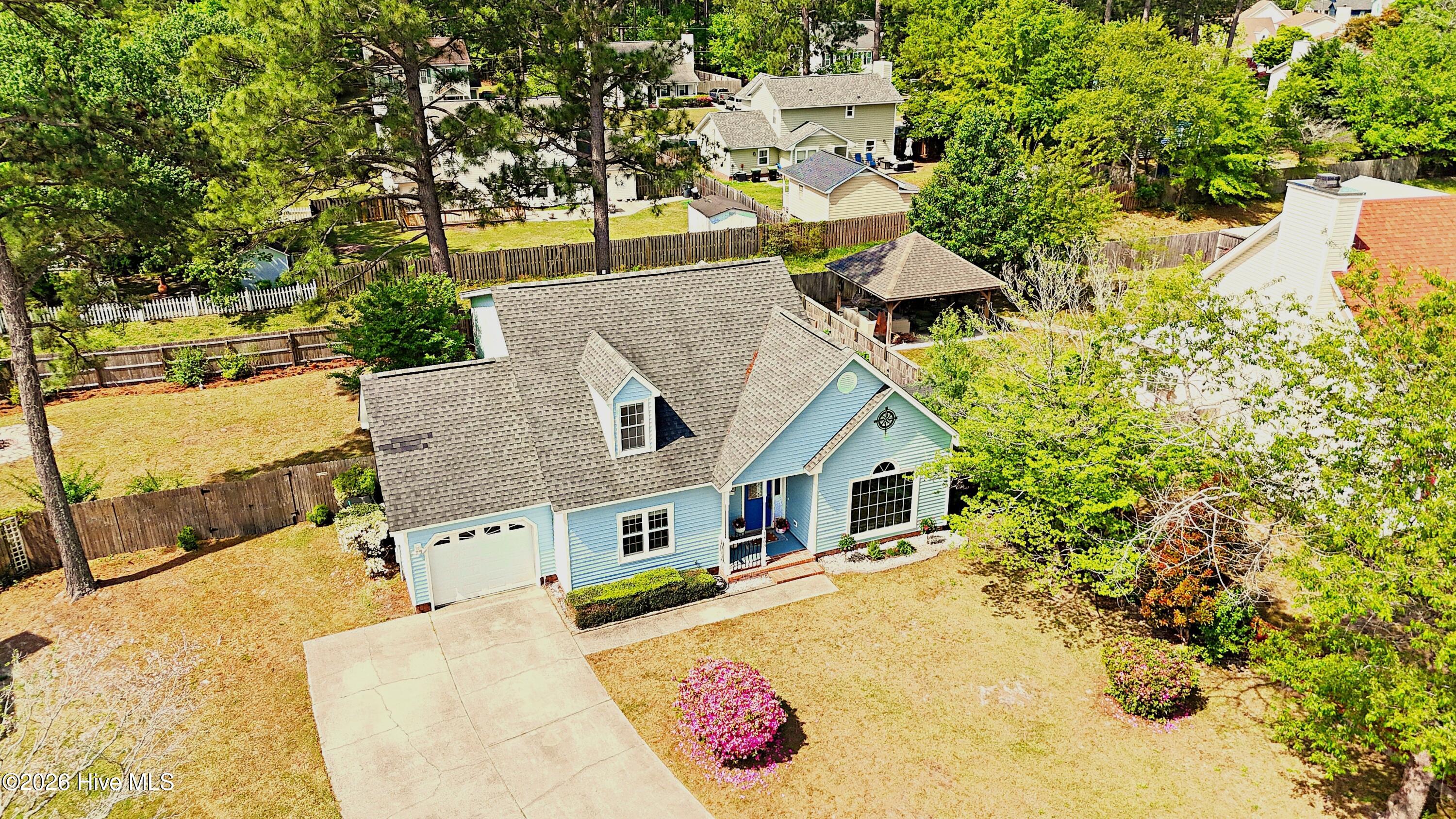 100567707 | Photo 49