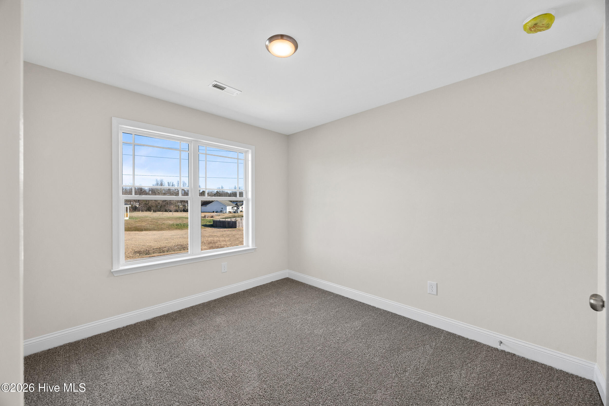 100551256 | Photo 31