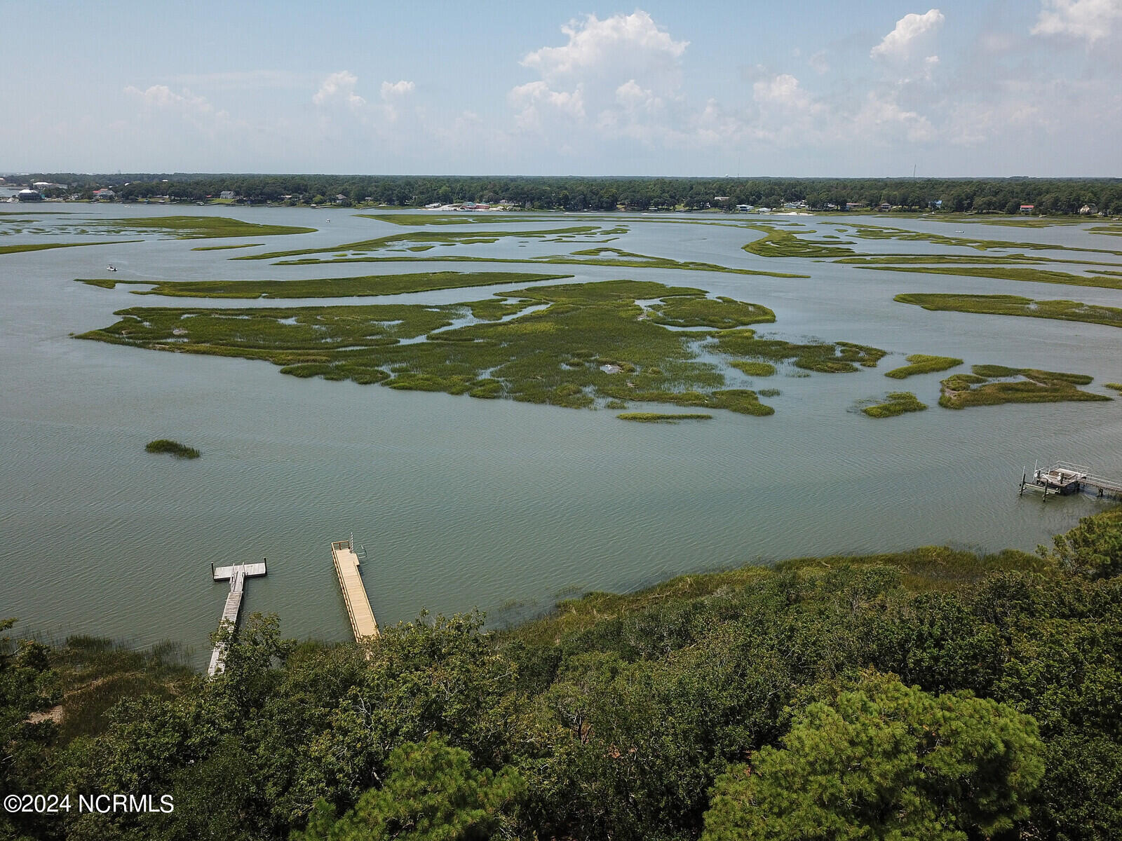 100560630 | Photo 50