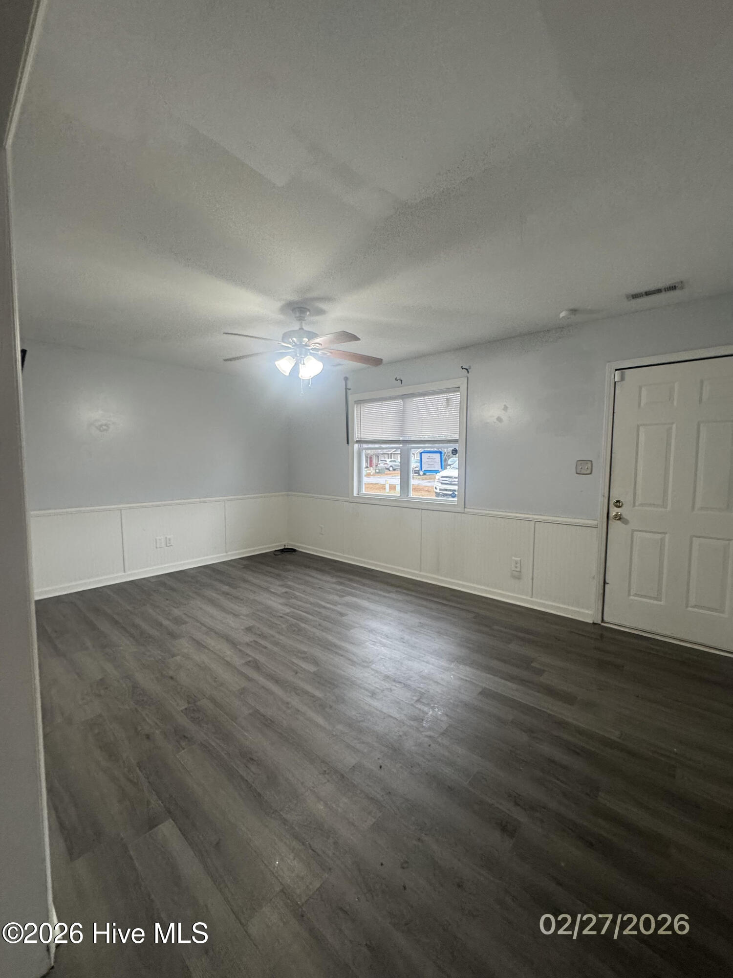 203 W Volant Street, Hubert, NC, 28539