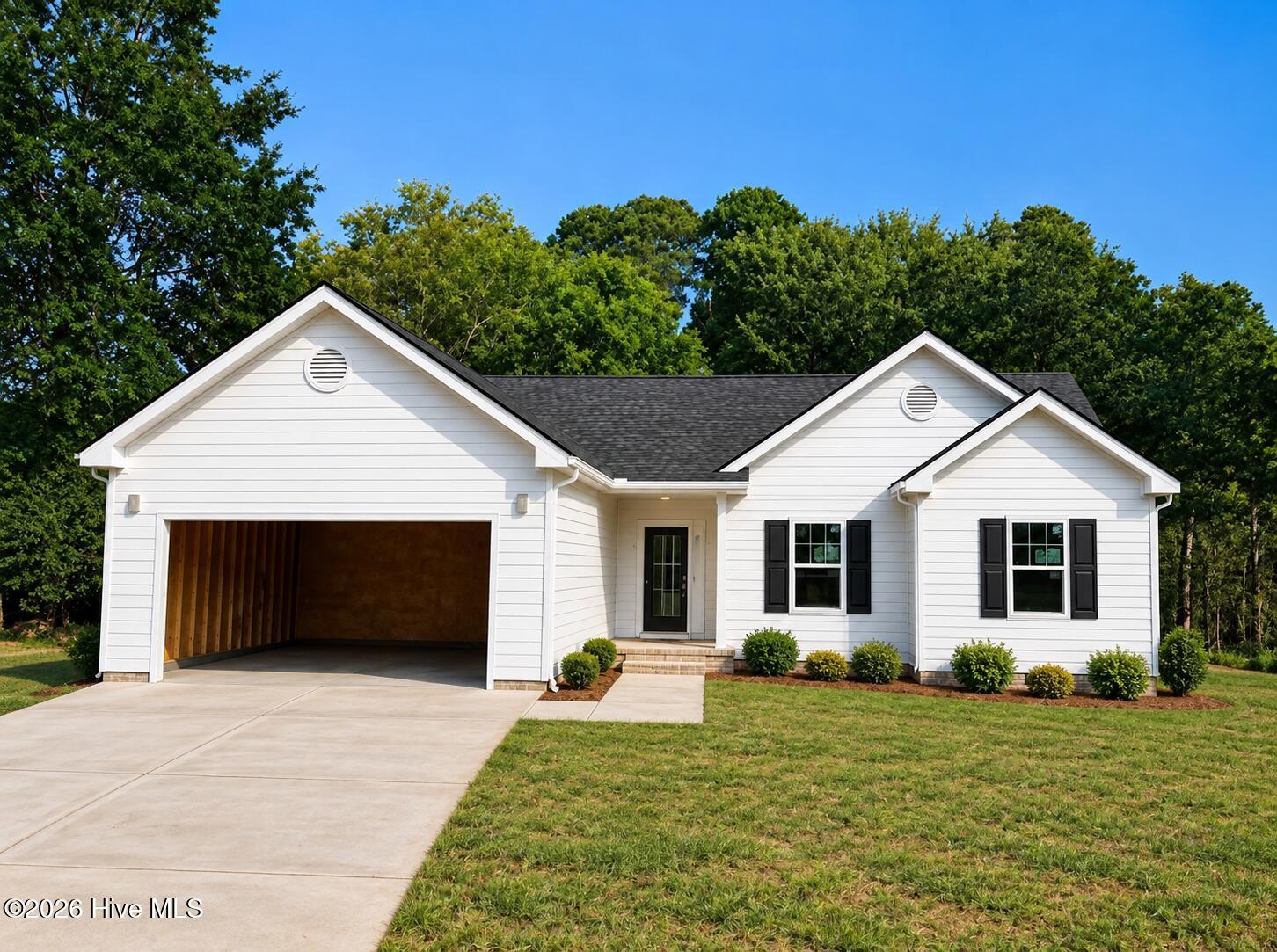 Exterior photo of 400 Camelia Drive, Washington, NC 27889. MLS: 100602147