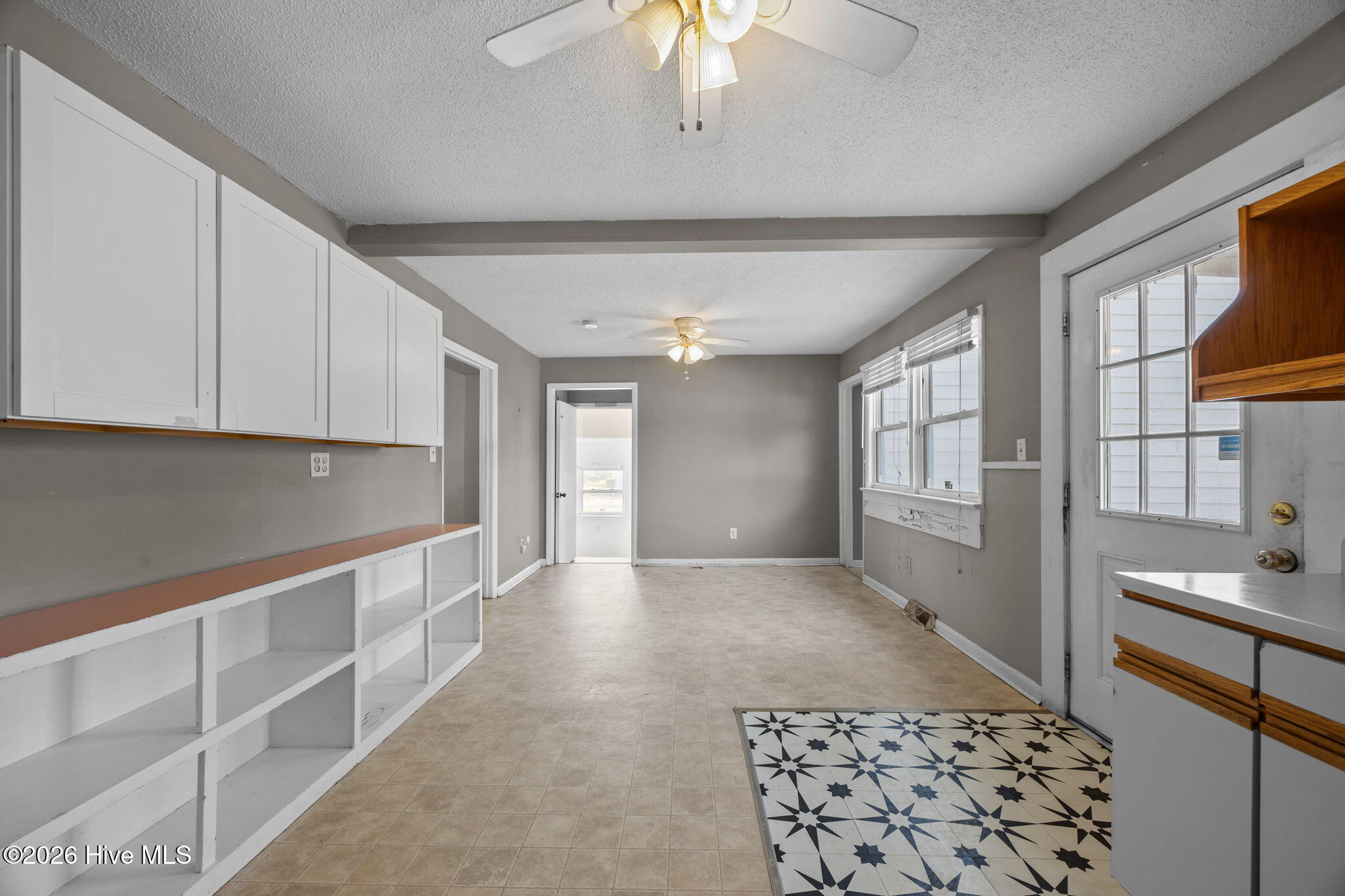 2501 Avery Street,Morehead City