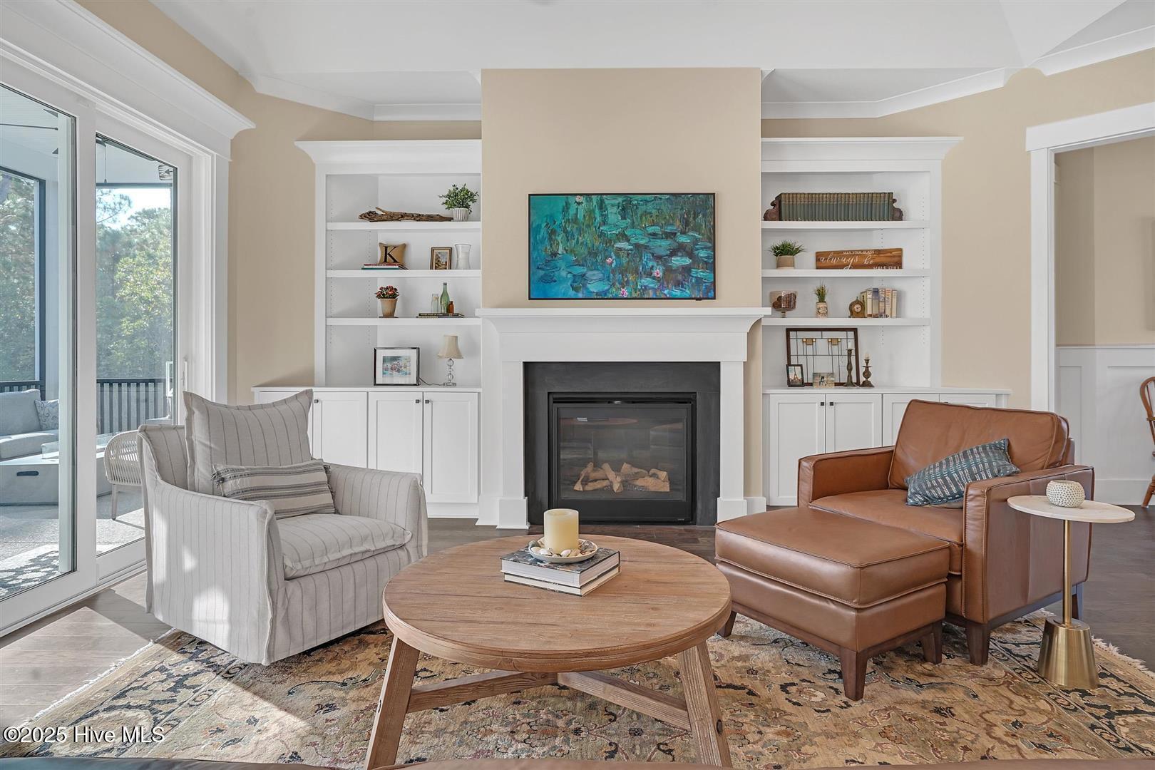 100542626 | Photo 12