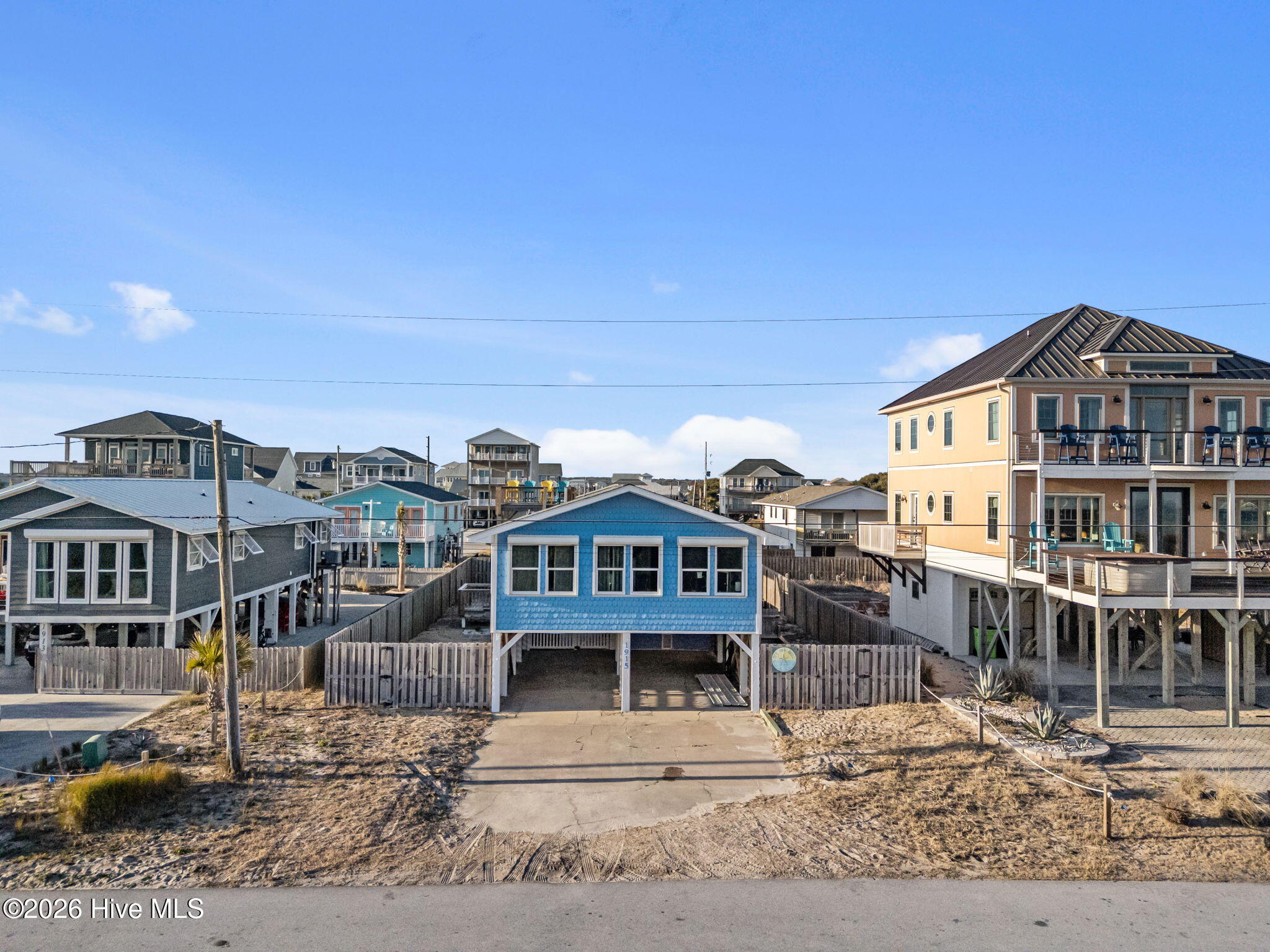 100549988 | Photo 32