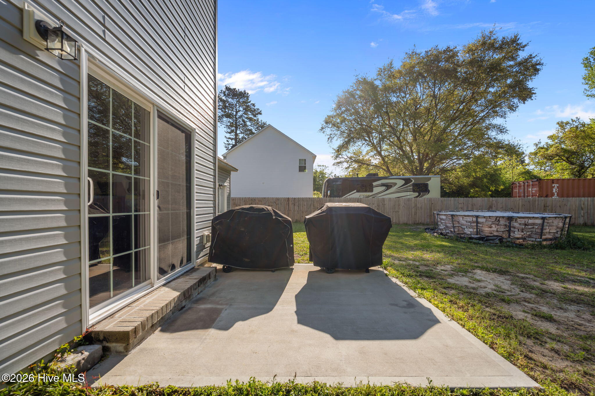 100567197 | Photo 36