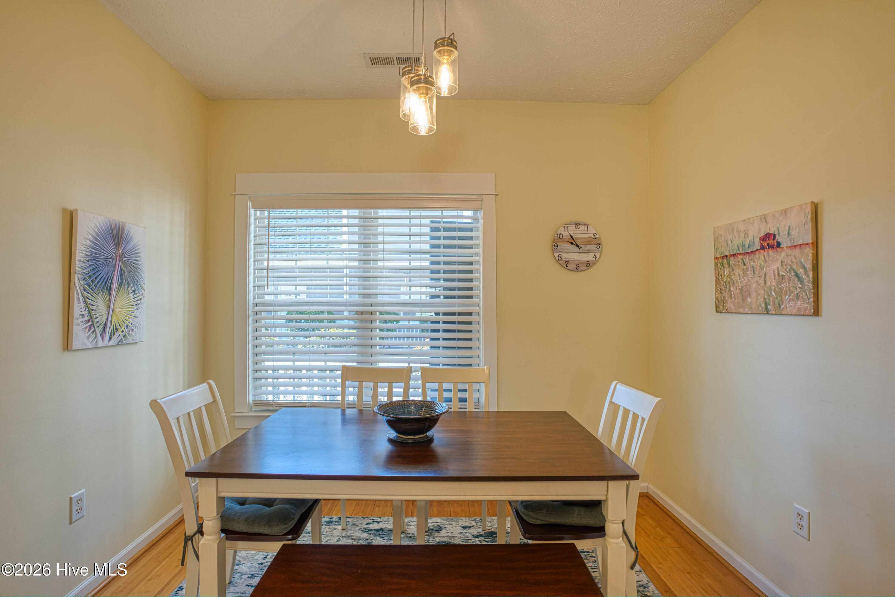 100556231 | Photo 10