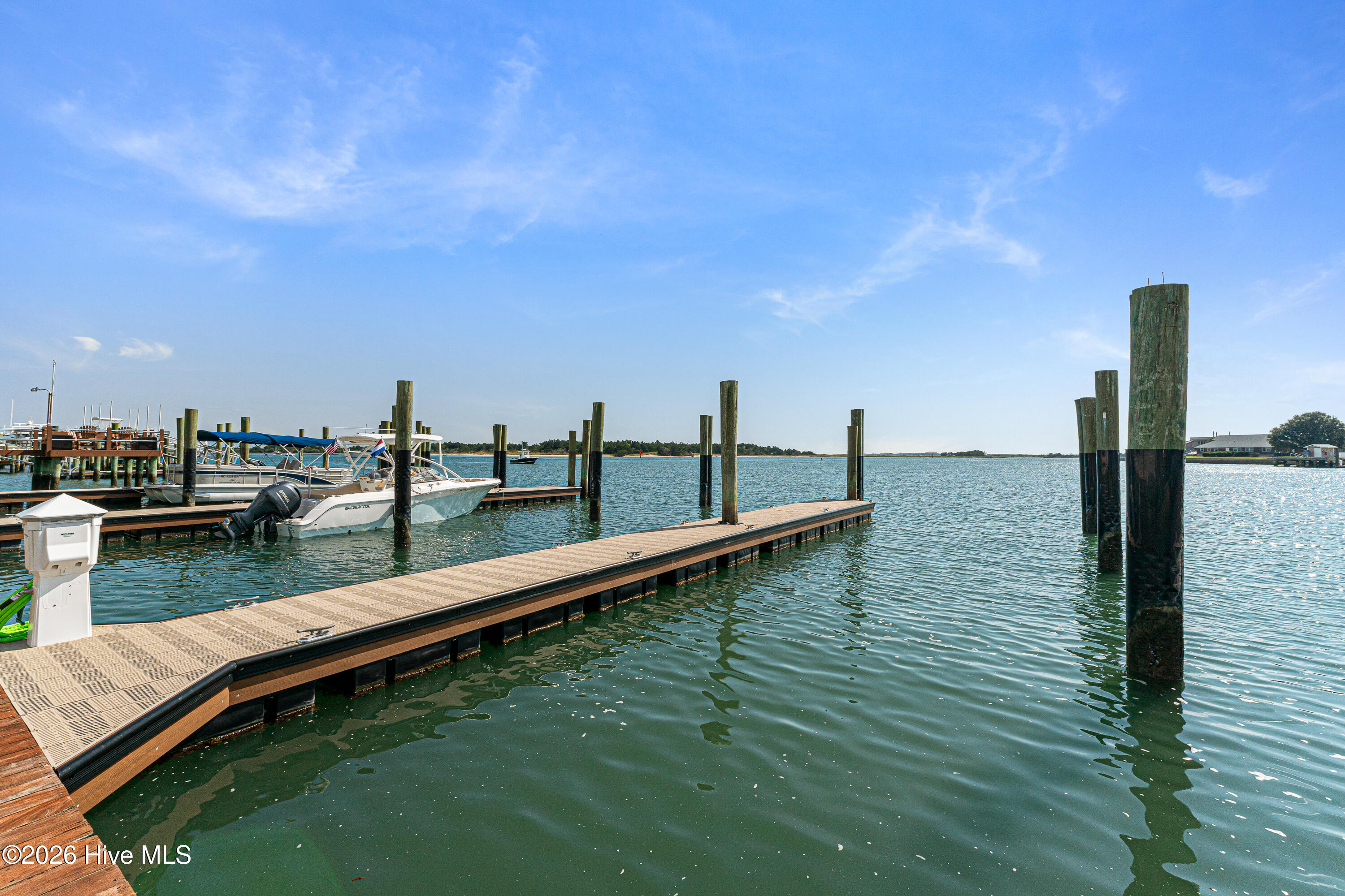 122 Front Street & Slip #5,Beaufort