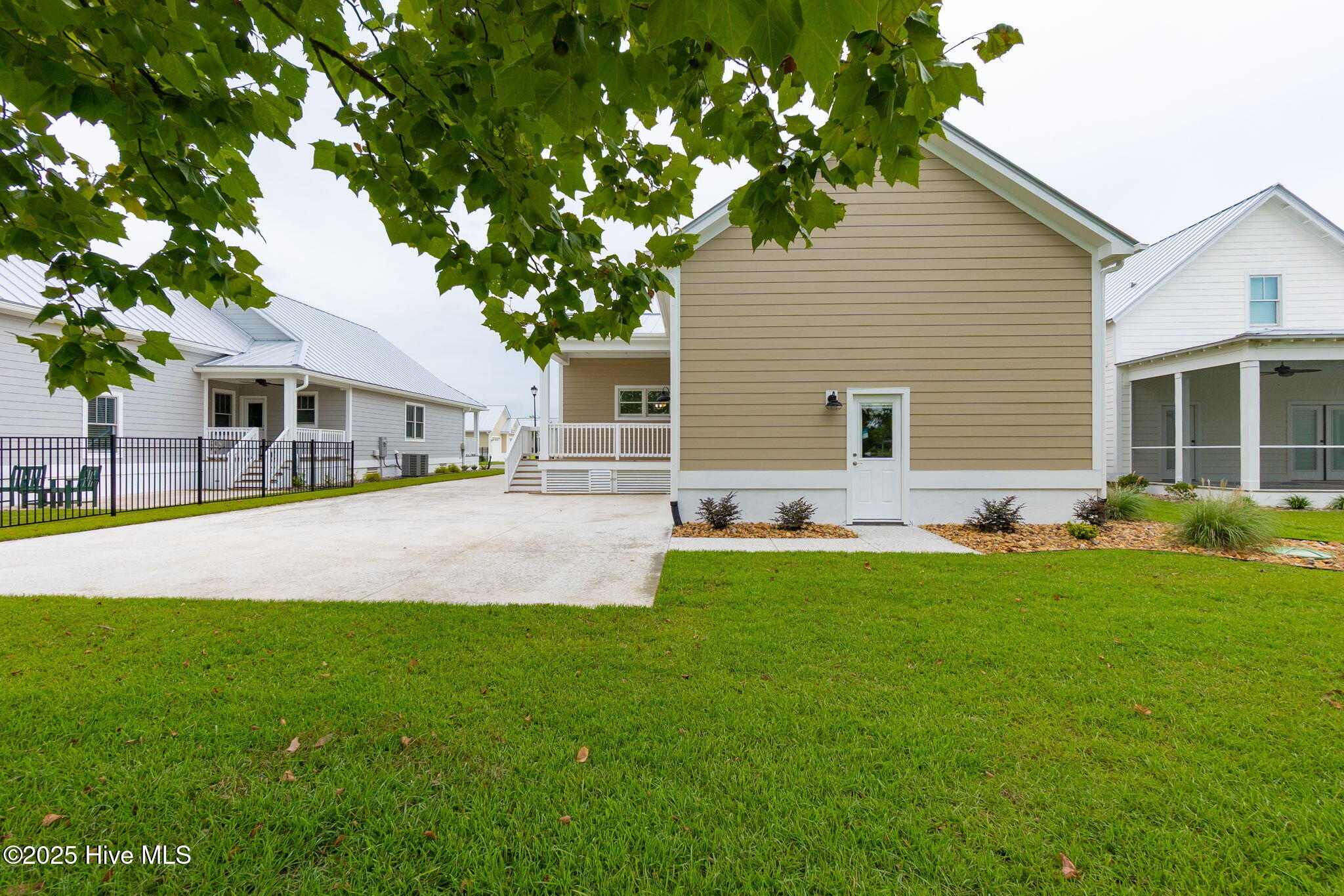 Homes for sale in Swansboro, NC | 203 Villagers Way, Swansboro, NC 28584 | MLS# 100475941