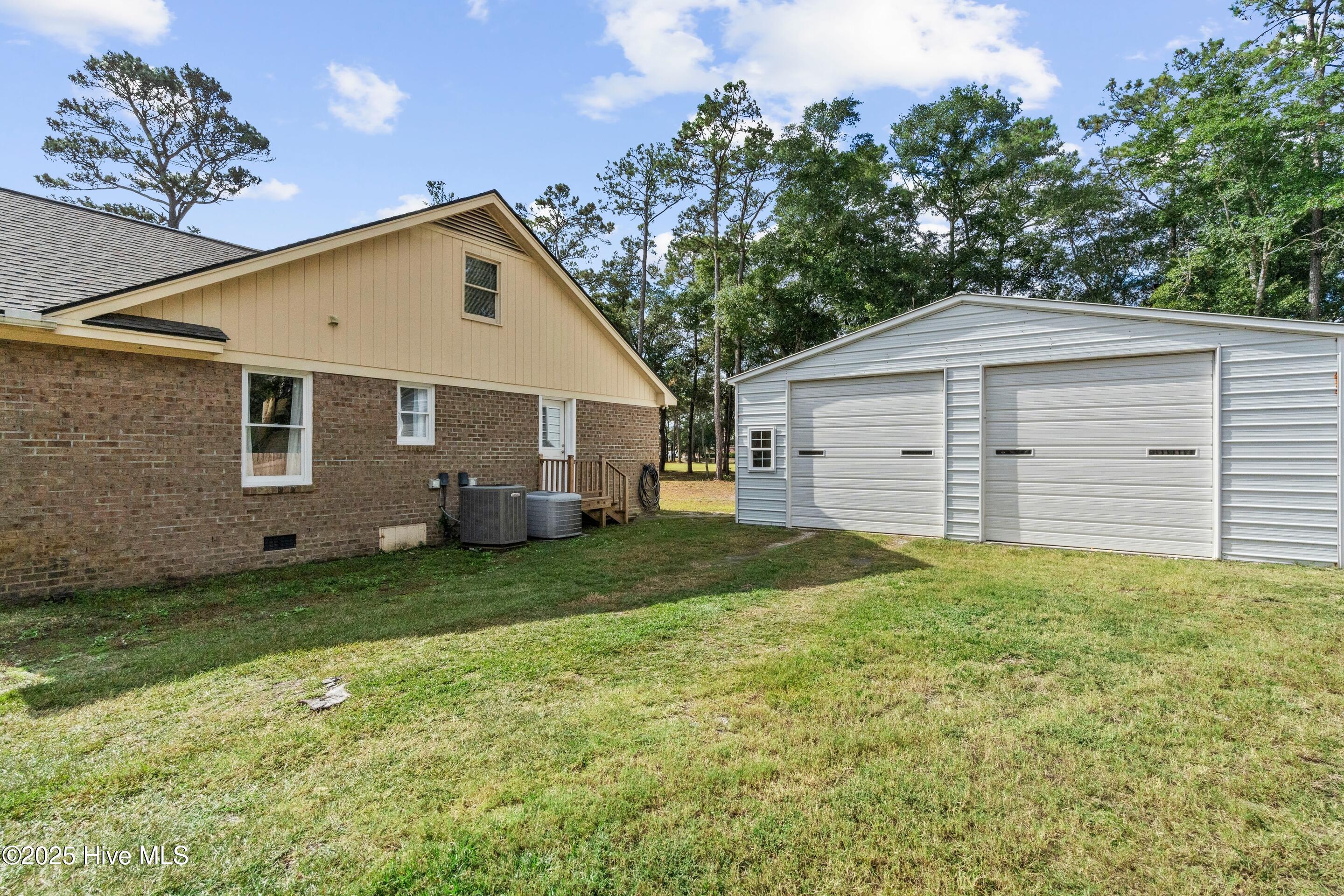 100539788 | Photo 38