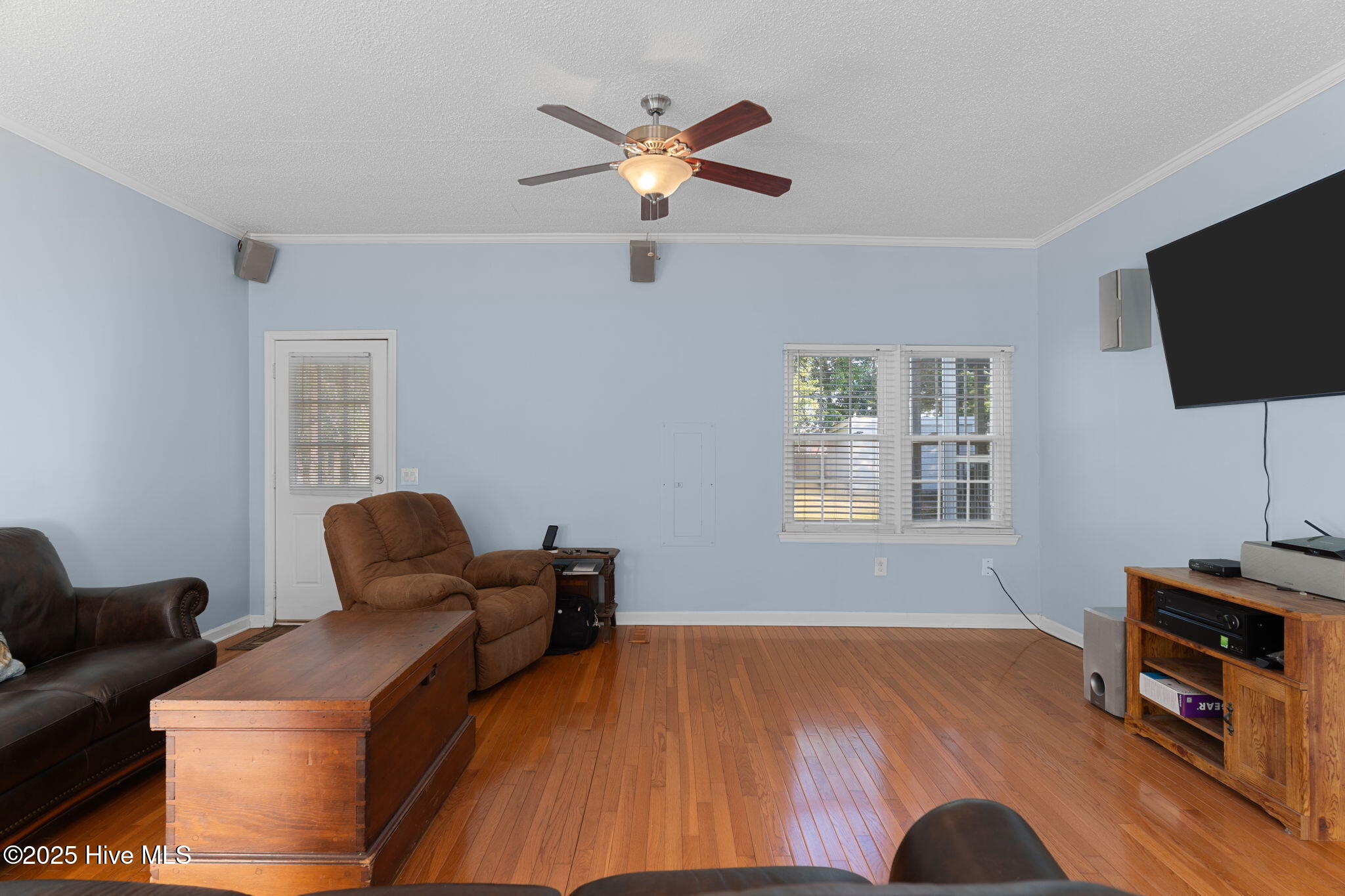 100527660 | Photo 14