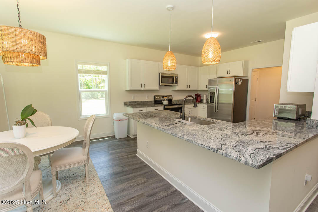 100541547 | Photo 13