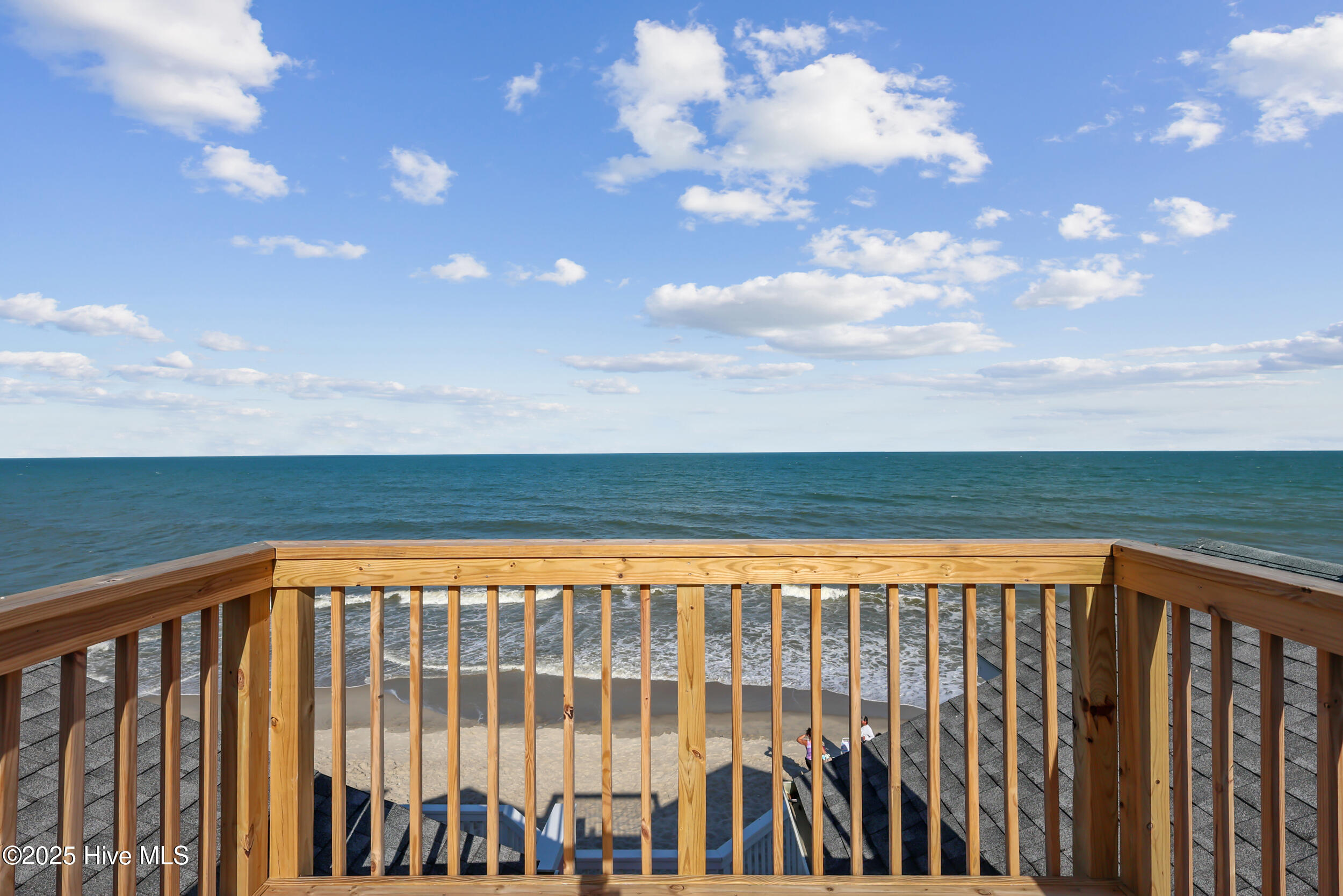 100518550 | Photo 32