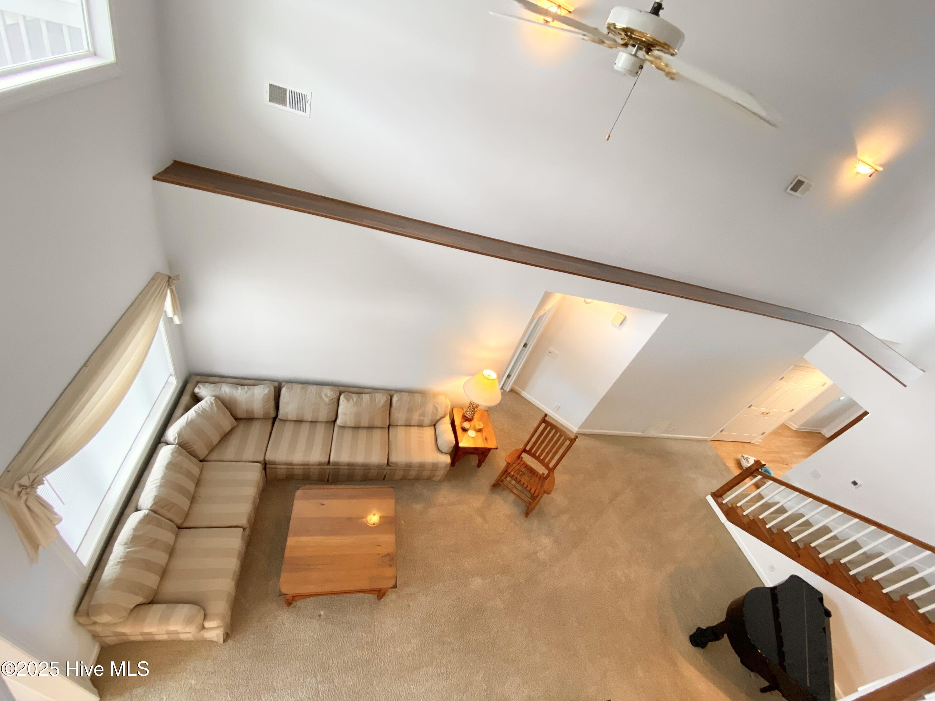 100552494 | Photo 11