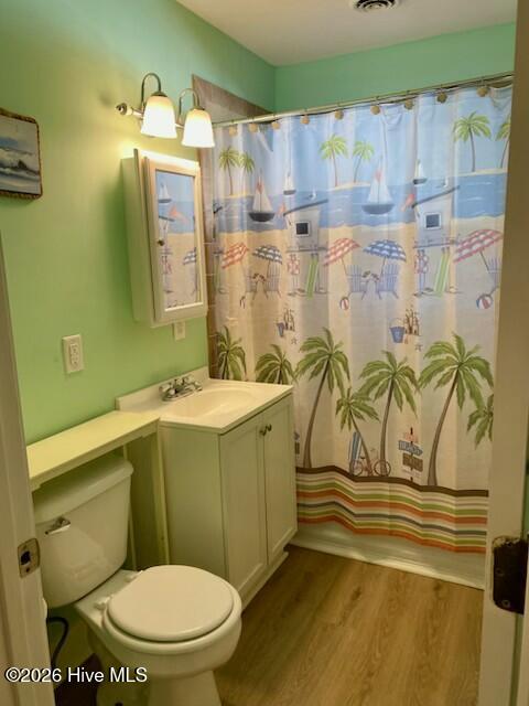 100558842 | Photo 12