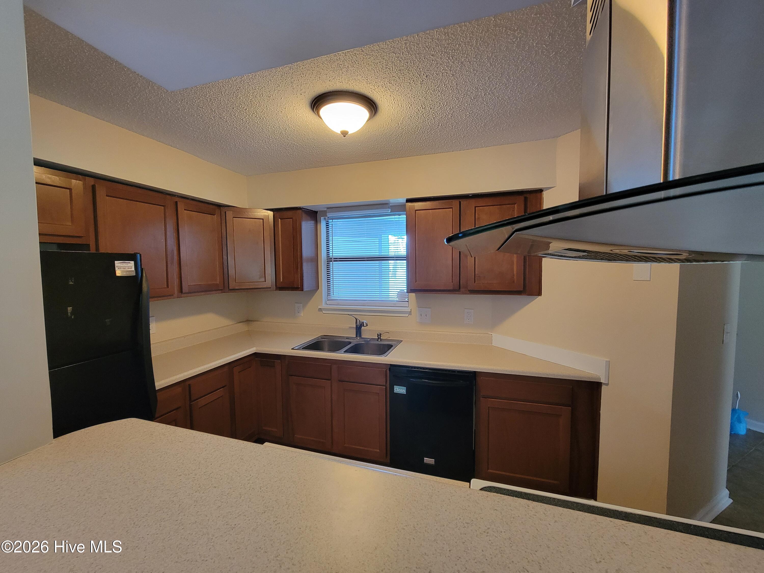 Undisclosed Address, Hampstead, NC, 28443