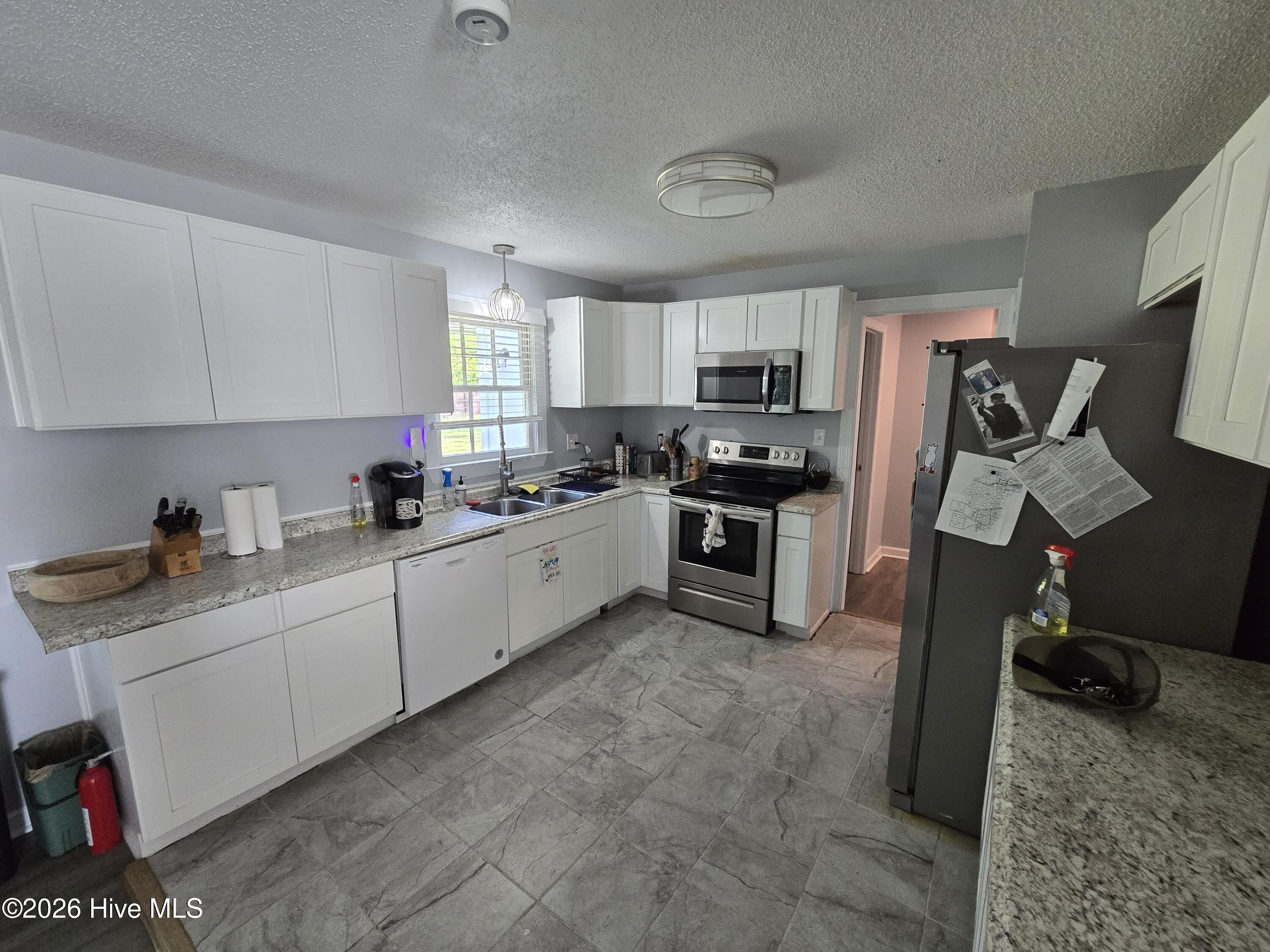 Undisclosed Address, Richlands, NC, 28574