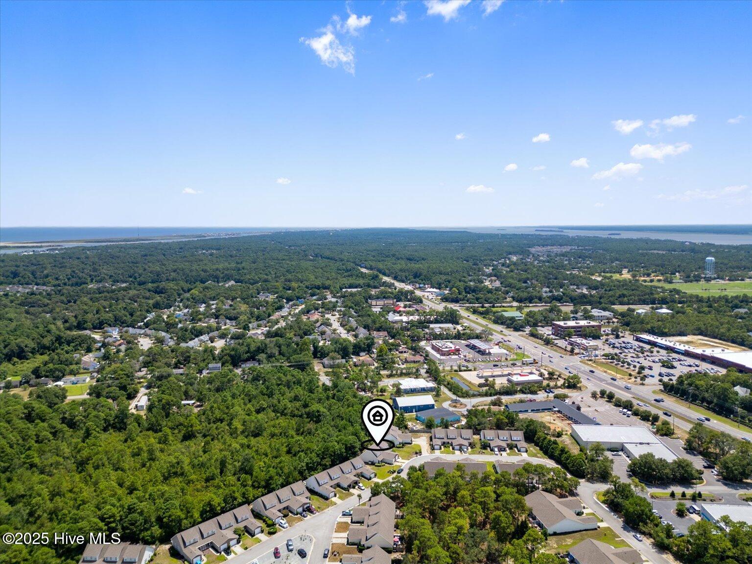 100522209 | Photo 36