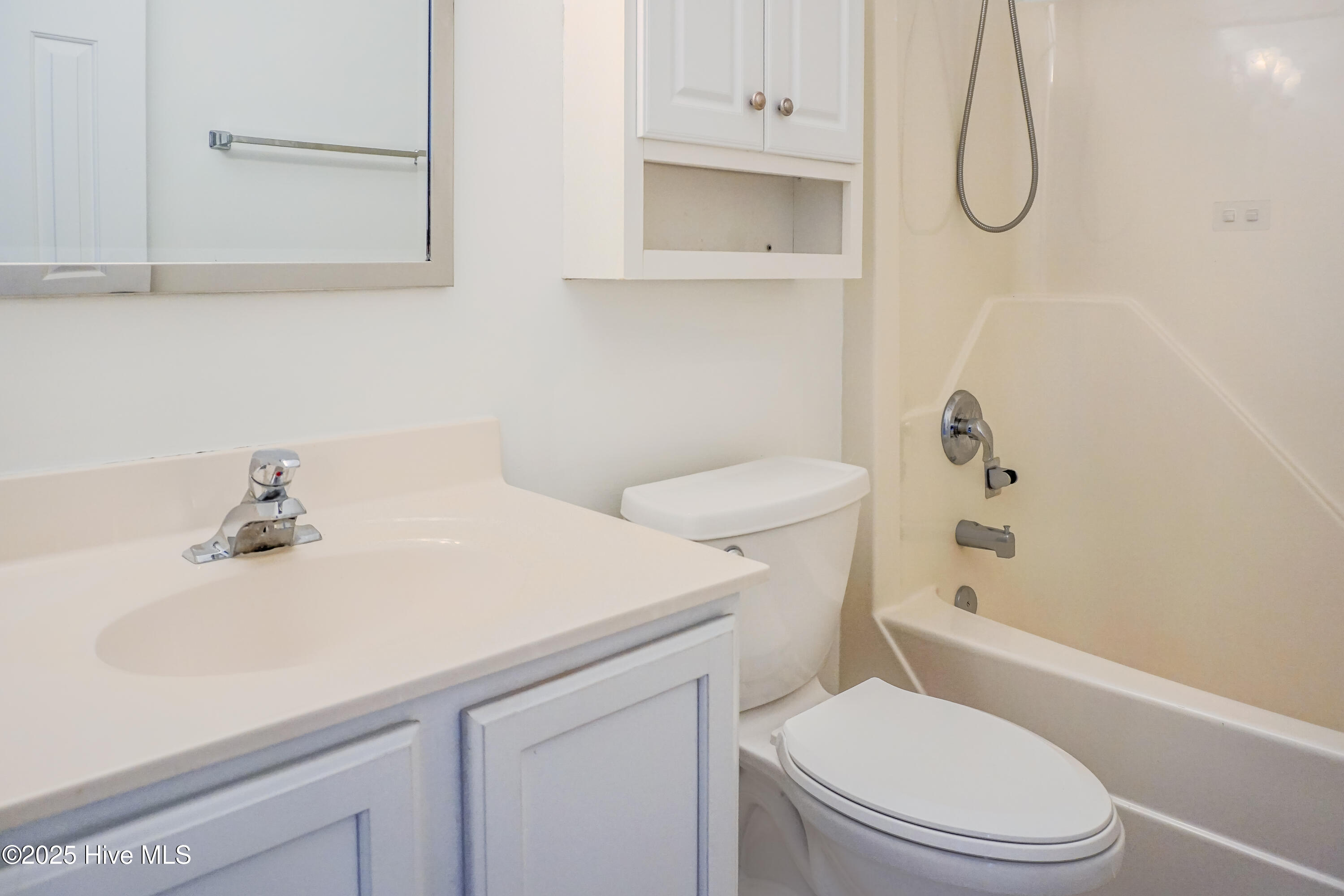 100546237 | Photo 12