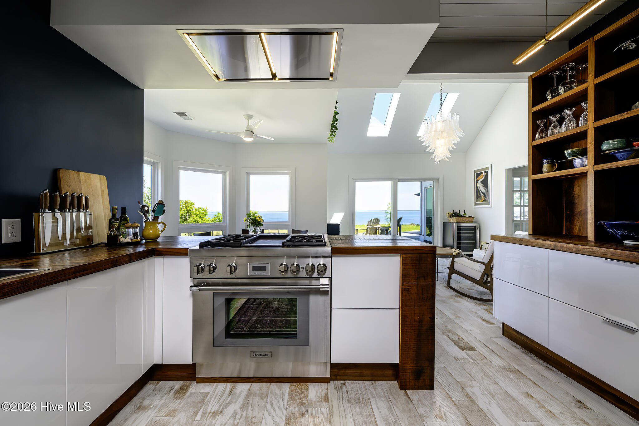 Open Sight Lines for River Views