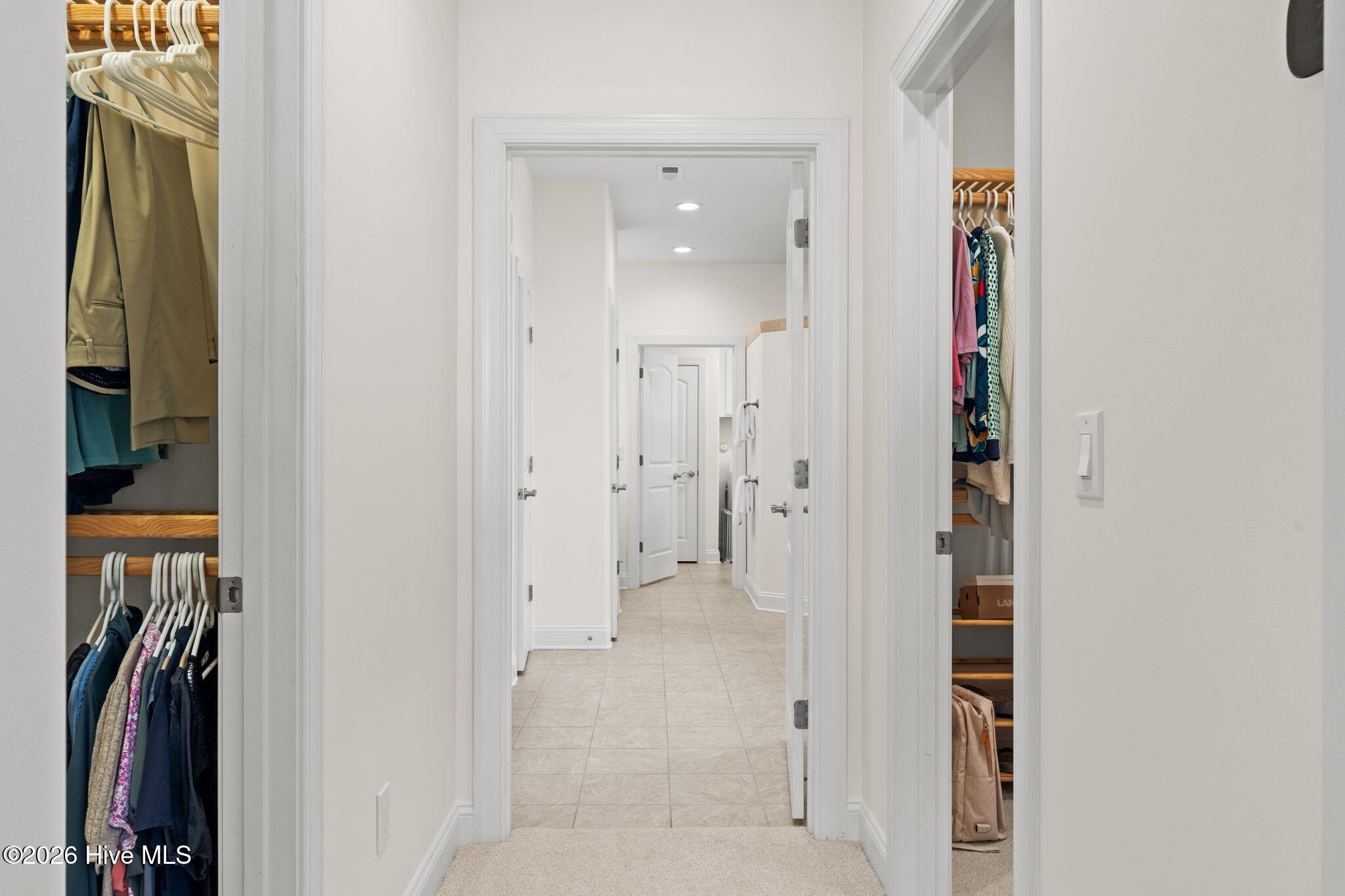 Undisclosed Address, Southport, NC, 28461