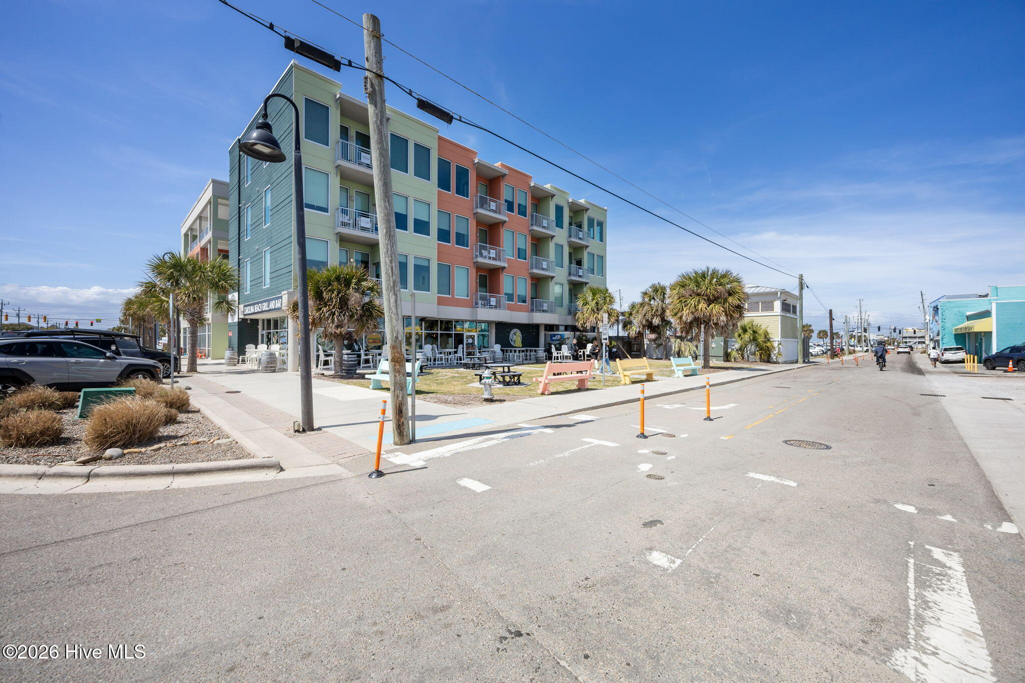 100566225 | Photo 31