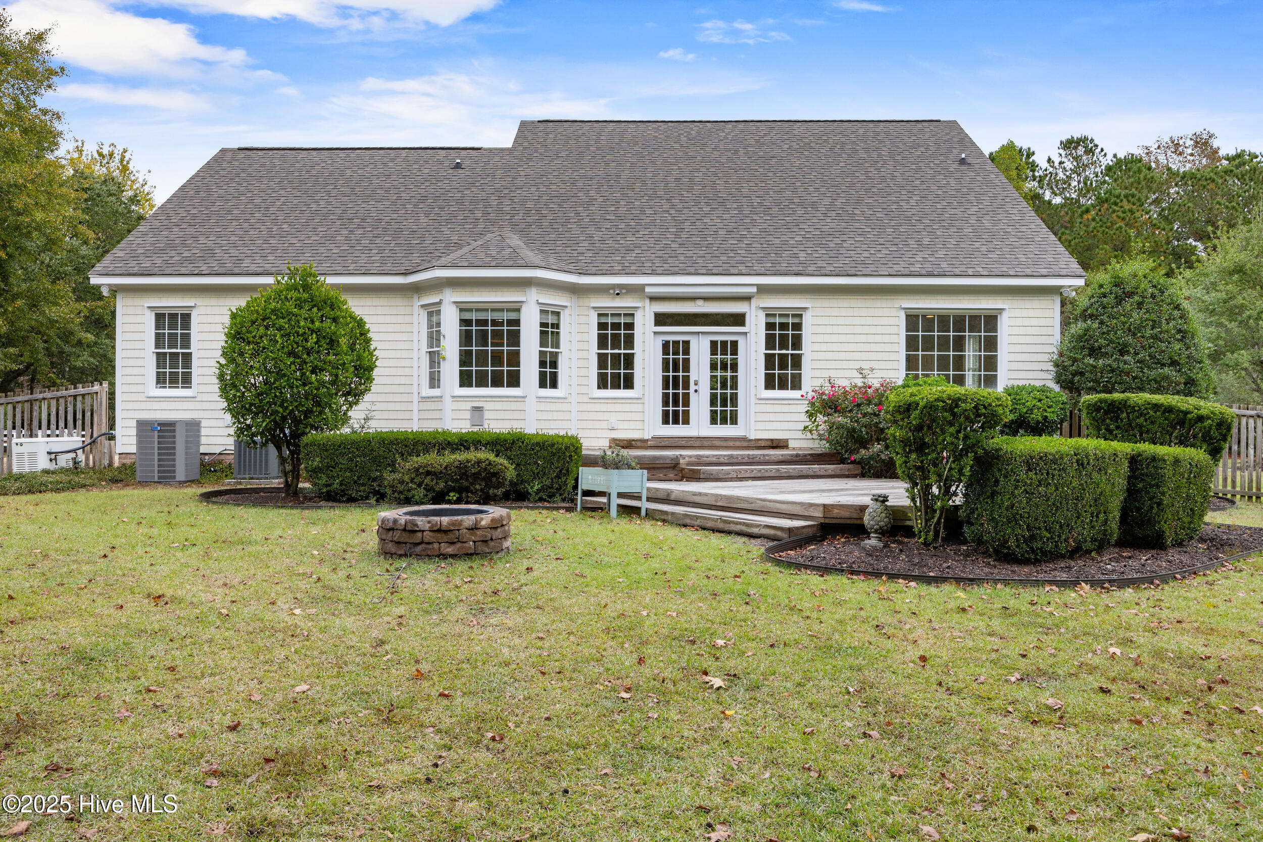 100538720 | Photo 59