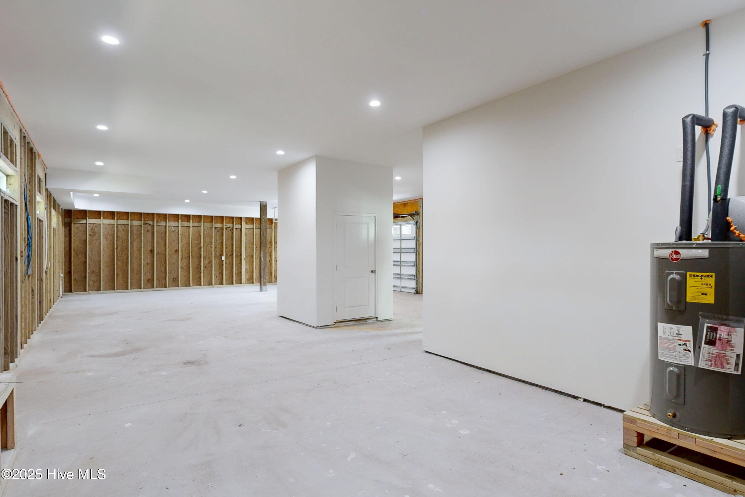 100534156 | Photo 40