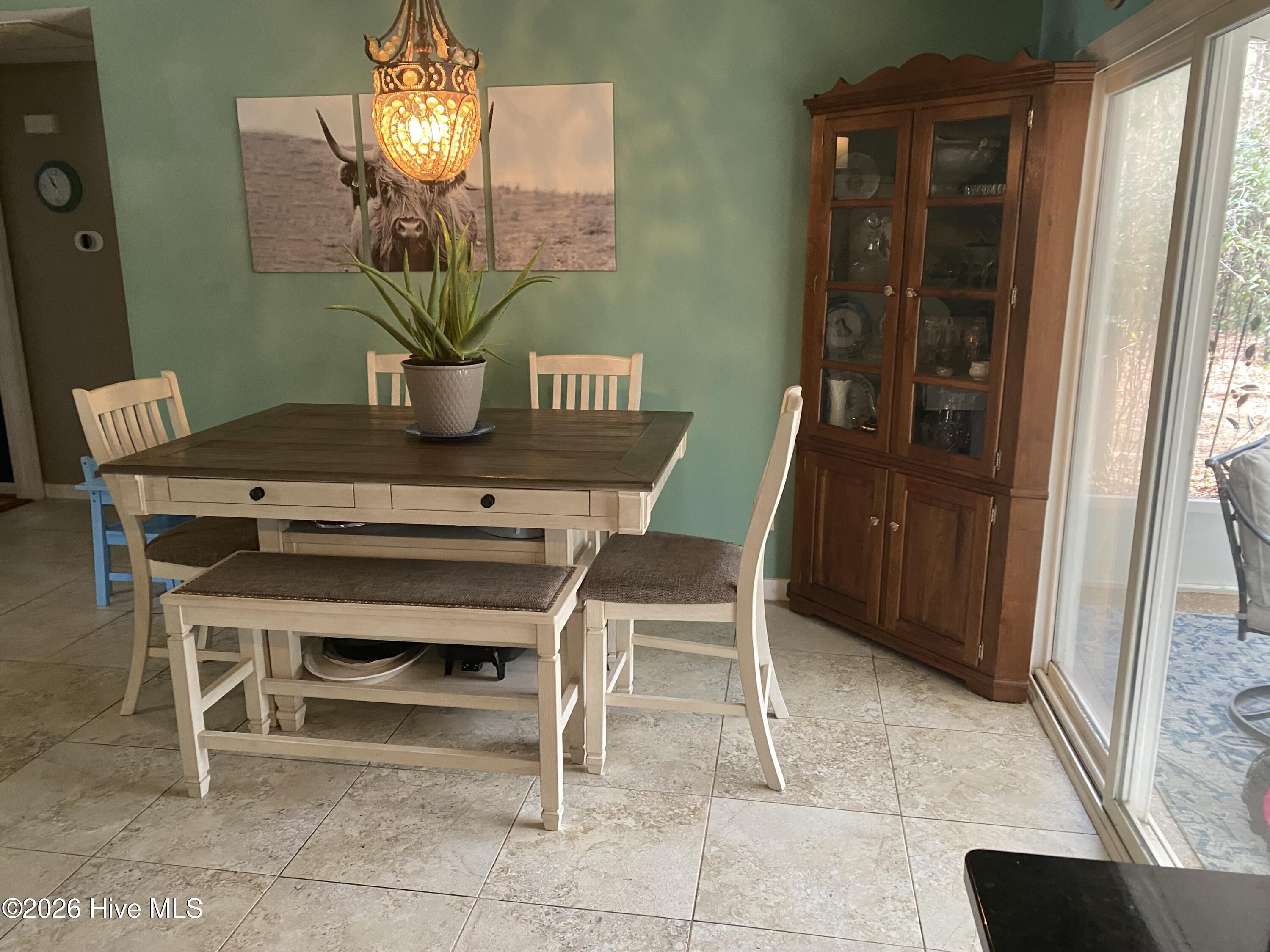 100555629 | Photo 32