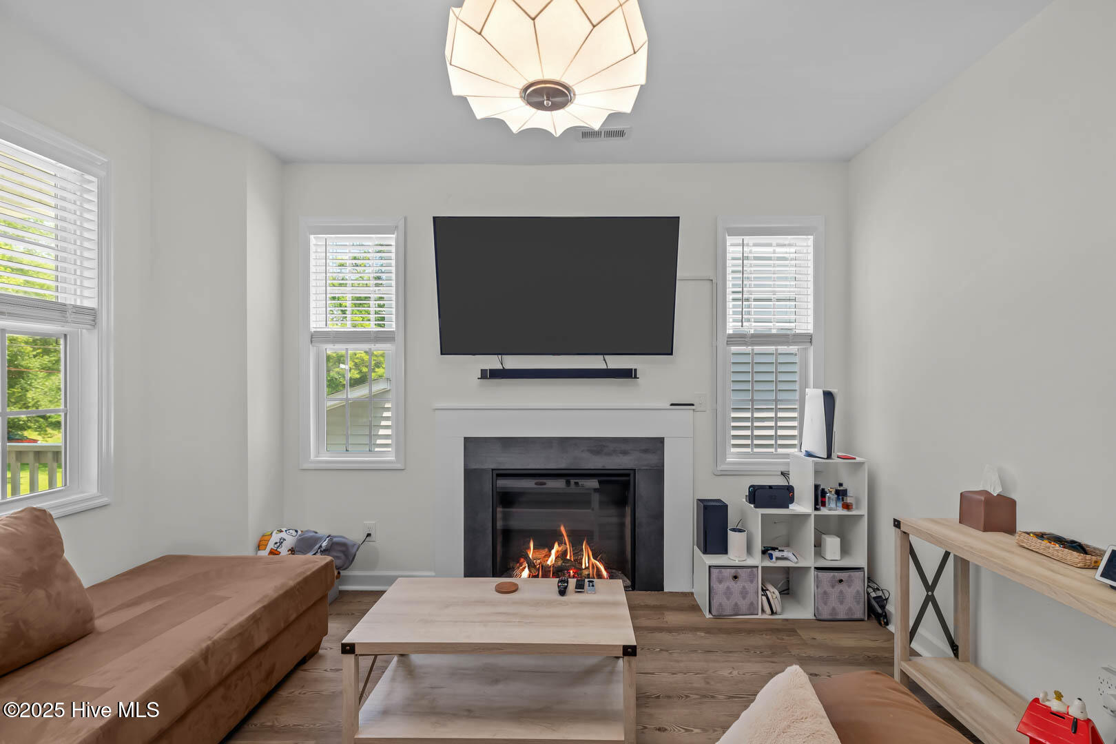 100516062 | Photo 16