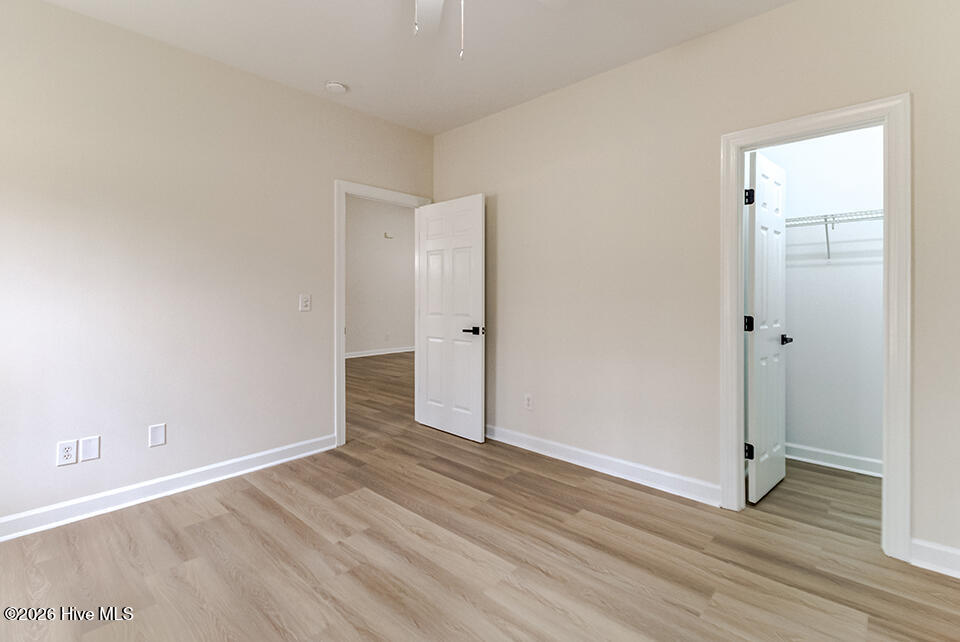 100553045 | Photo 22